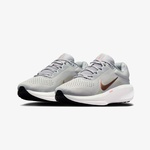 Nike Winflo 11 Kadın Gri Koşu Ayakkabısı