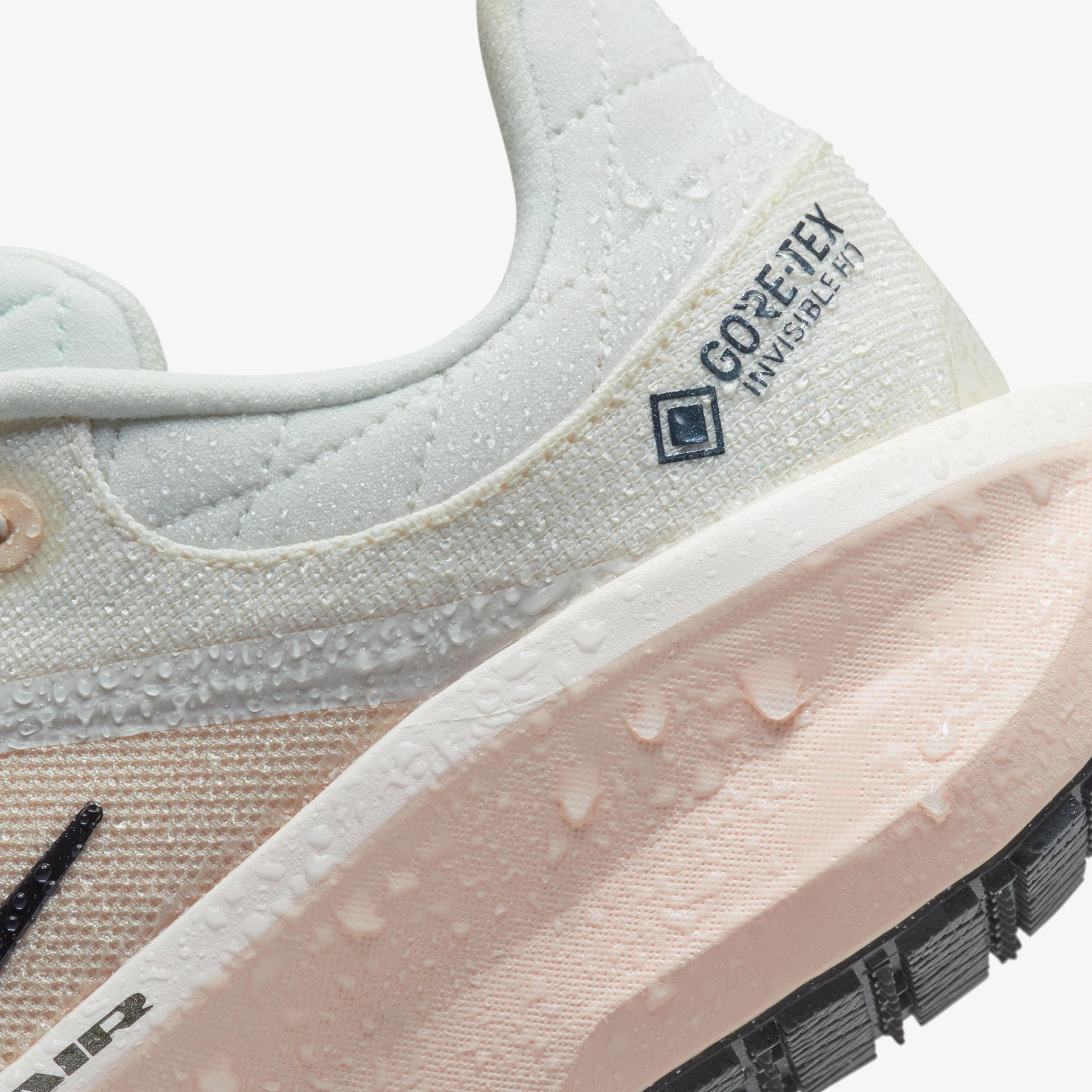 Nike Winflo 11 Gore-Tex Kadın Beyaz Koşu Ayakkabısı