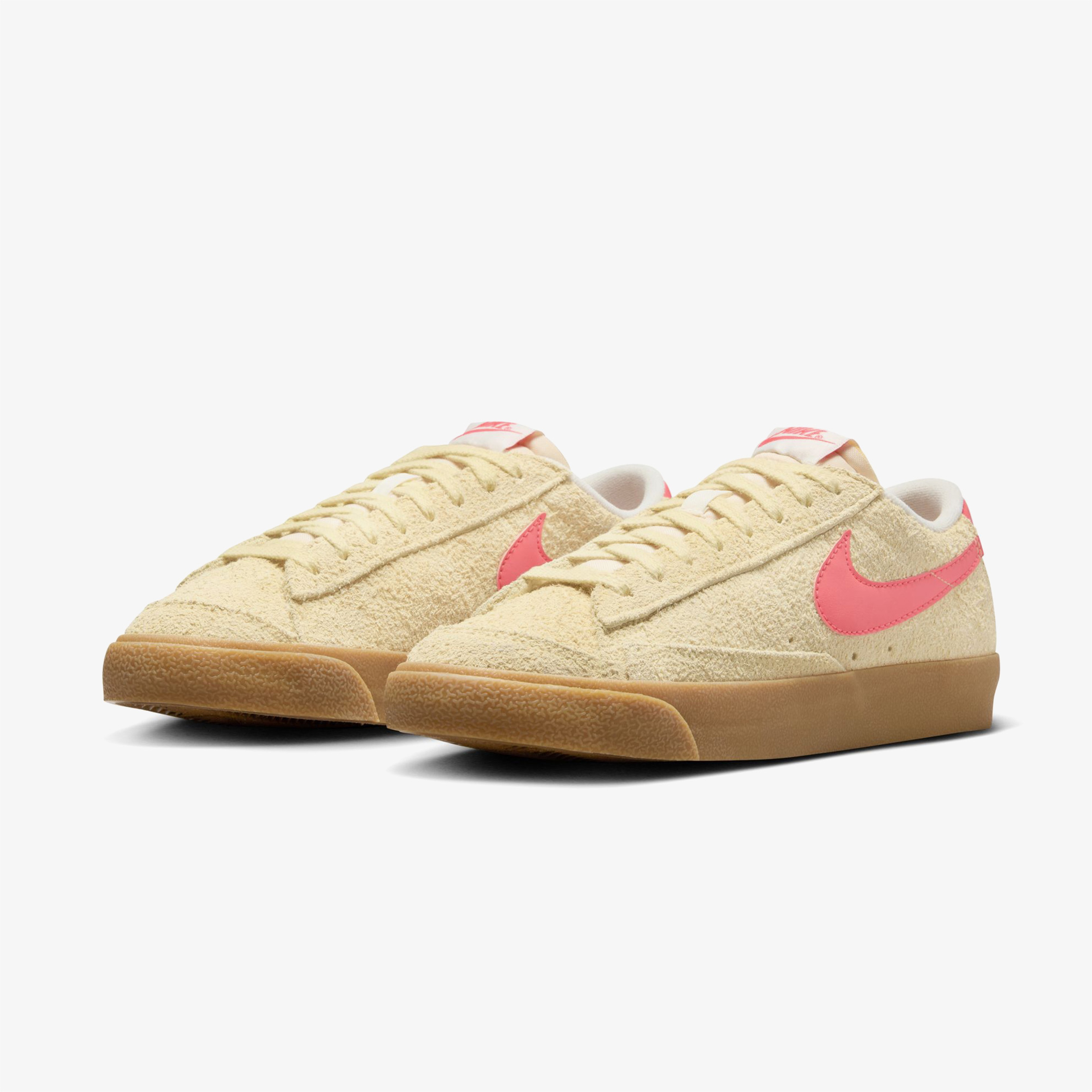 Nike Blazer Low 77 Vintage Kadın Sarı Spor Ayakkabı