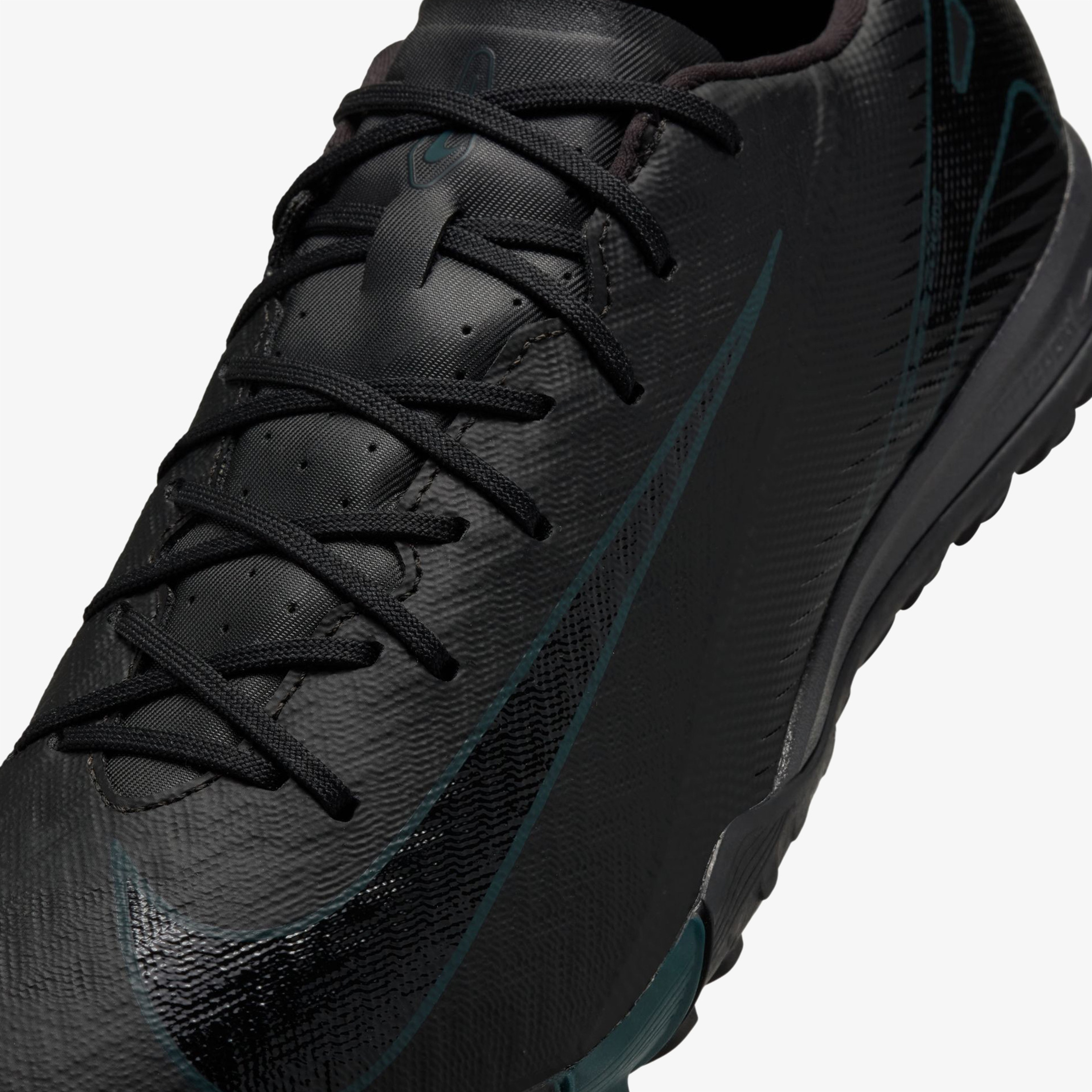 Nike Mercurial Vapor 16 Erkek Siyah Halı Saha Kramponu