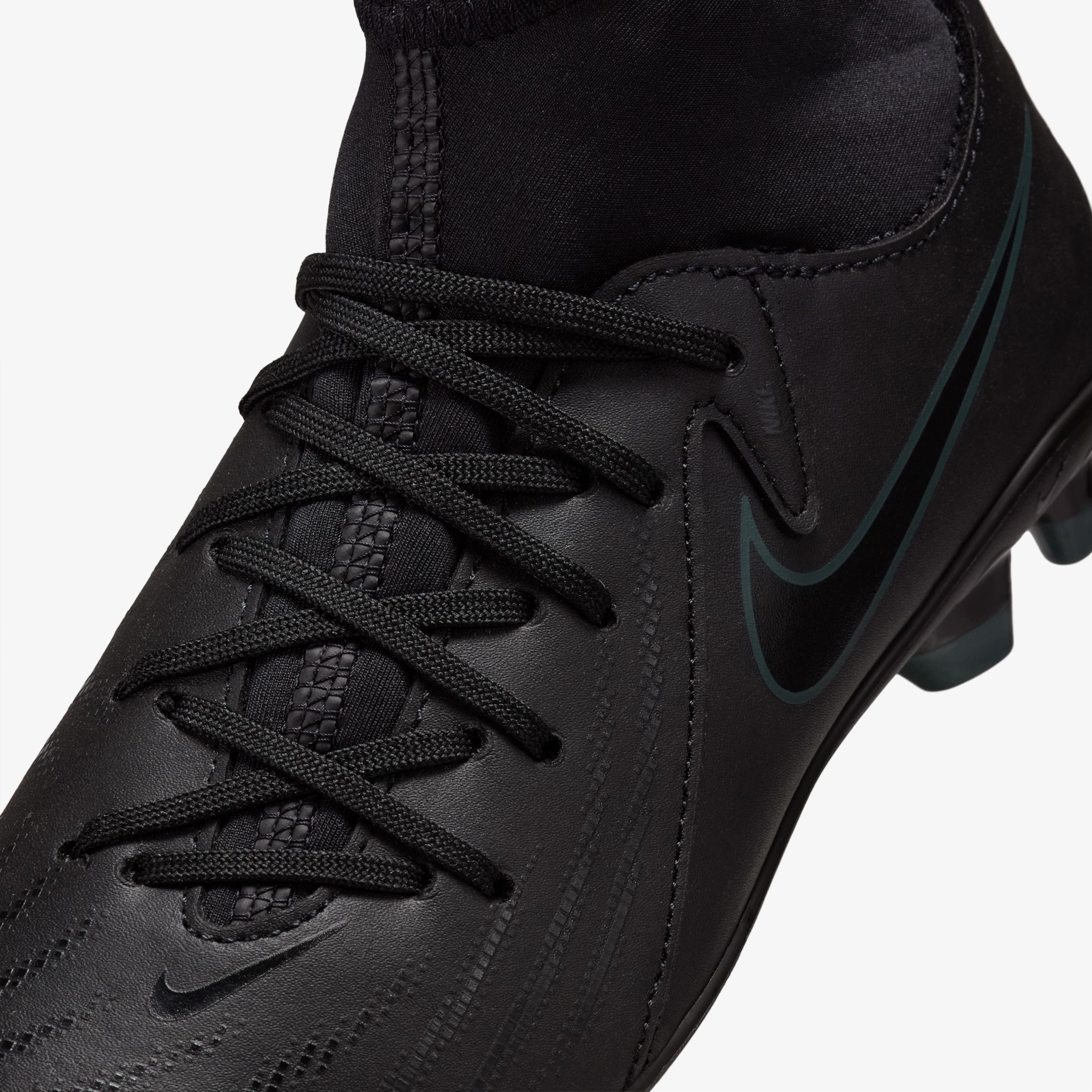 Nike Phantom Luna II Club Jr Çocuk Siyah Bilekli Çim Saha Kramponu