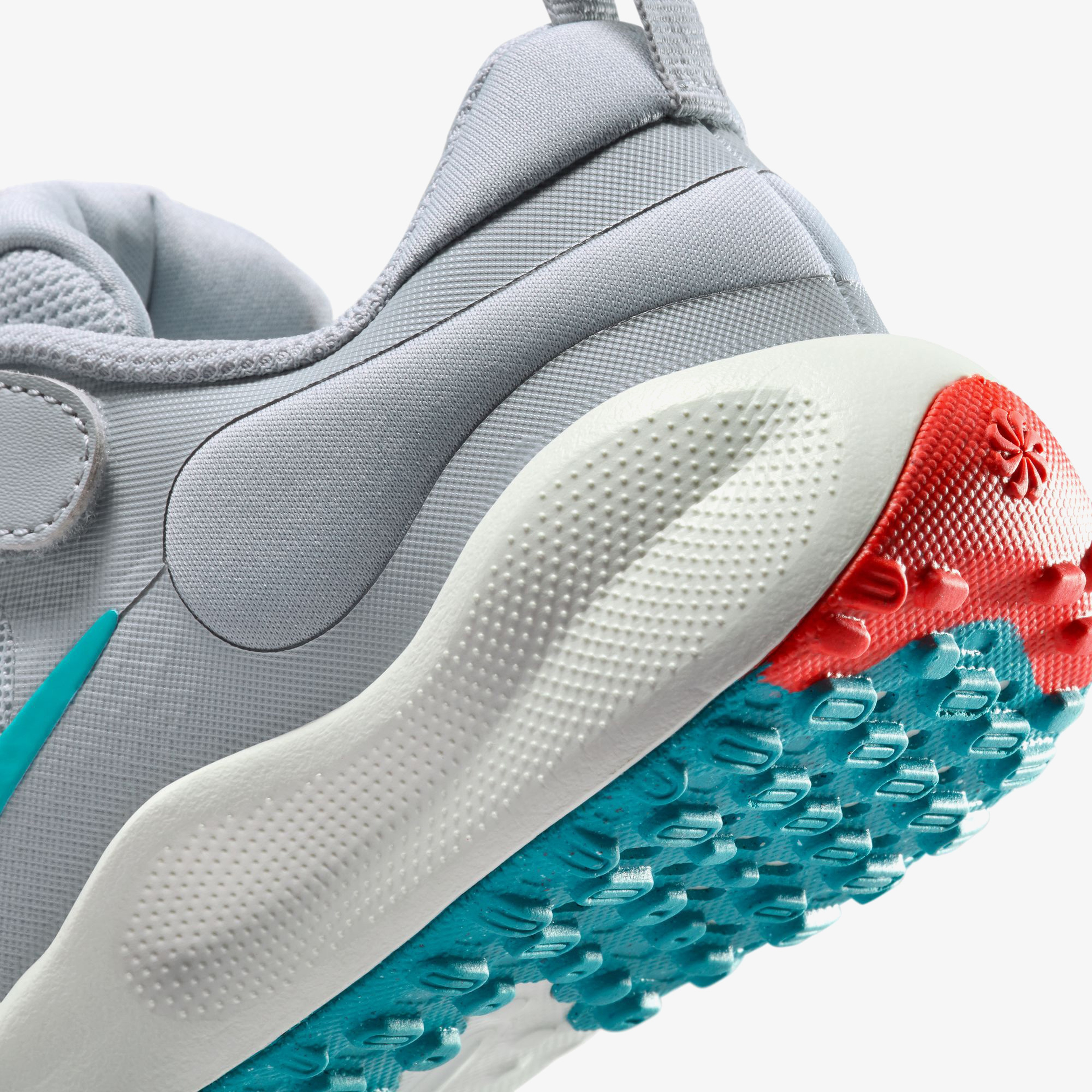 Nike Revolution 7 Çocuk Gri Koşu Ayakkabısı