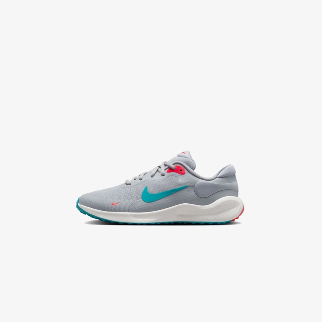 Nike Gri Nike Revolution 7