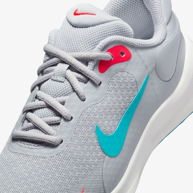 Nike Gri Nike Revolution 7