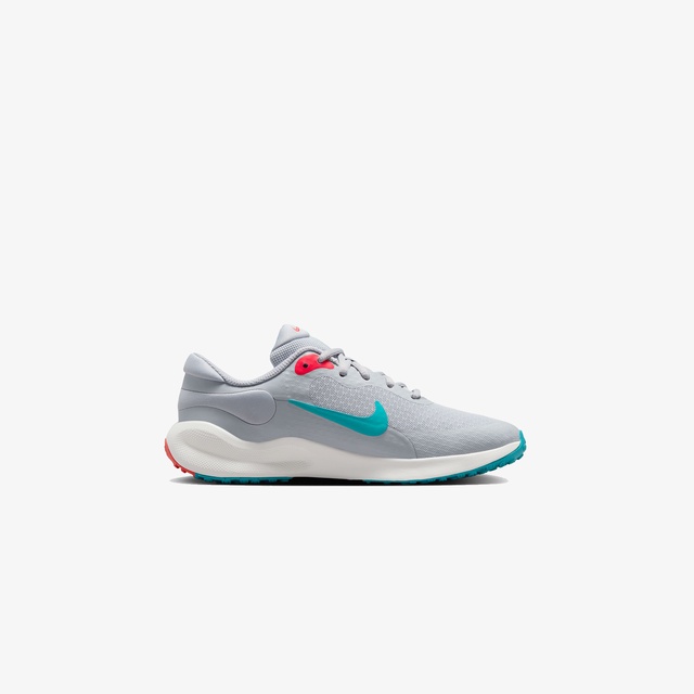 Nike Gri Nike Revolution 7