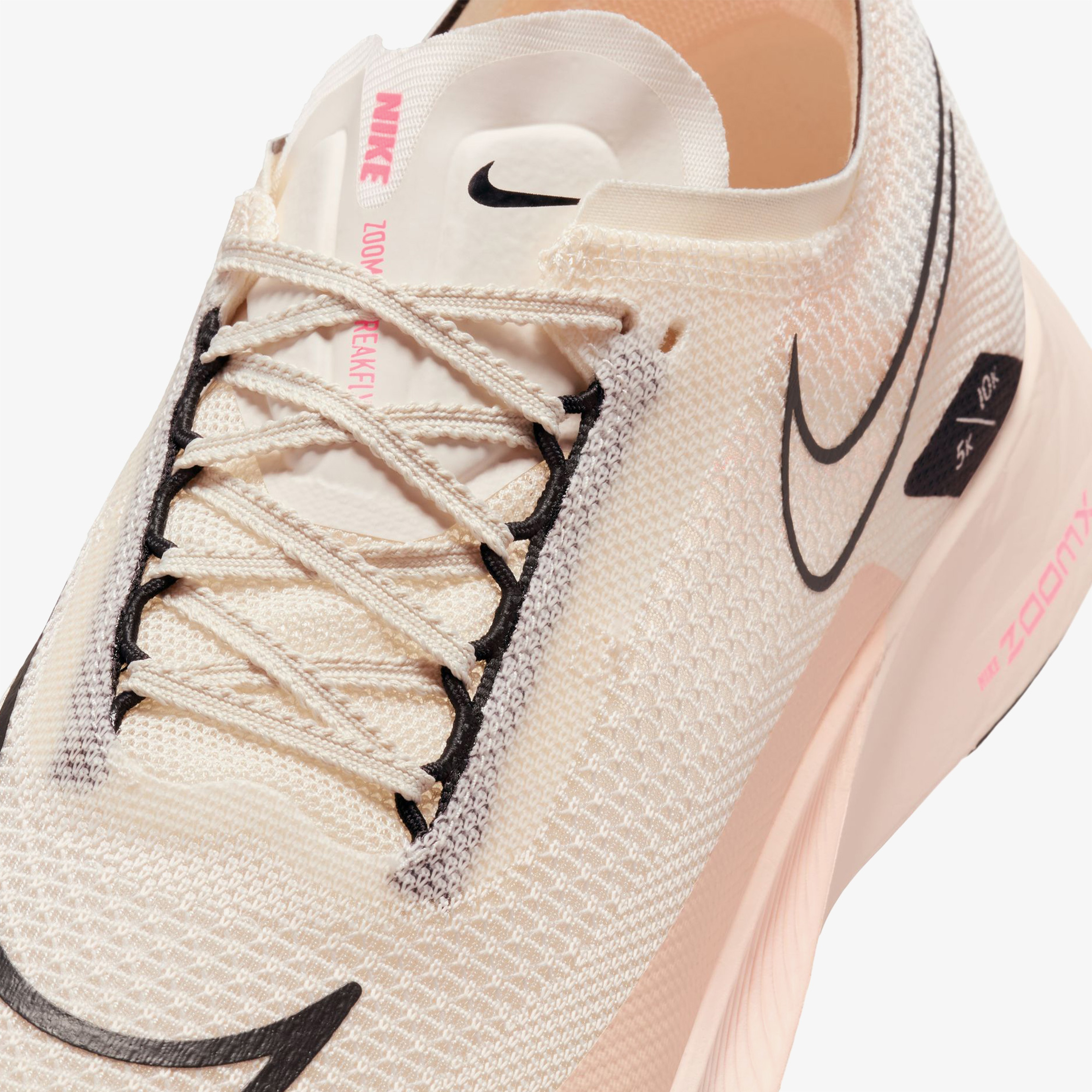 Nike ZoomX Streakfly Erkek Bej Koşu Ayakkabısı