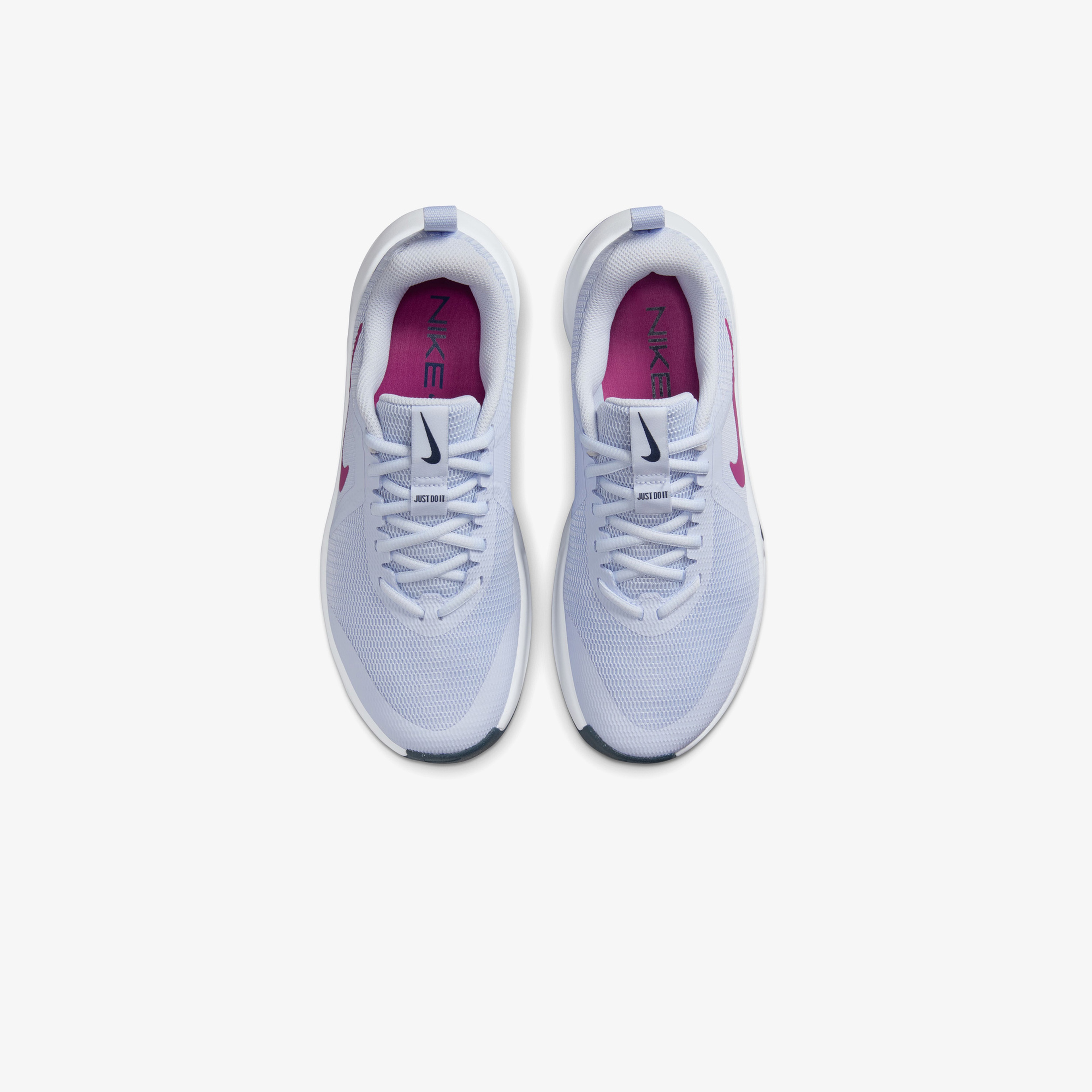 Nike Mc Trainer 3 Kadın Gri Spor Ayakkabı