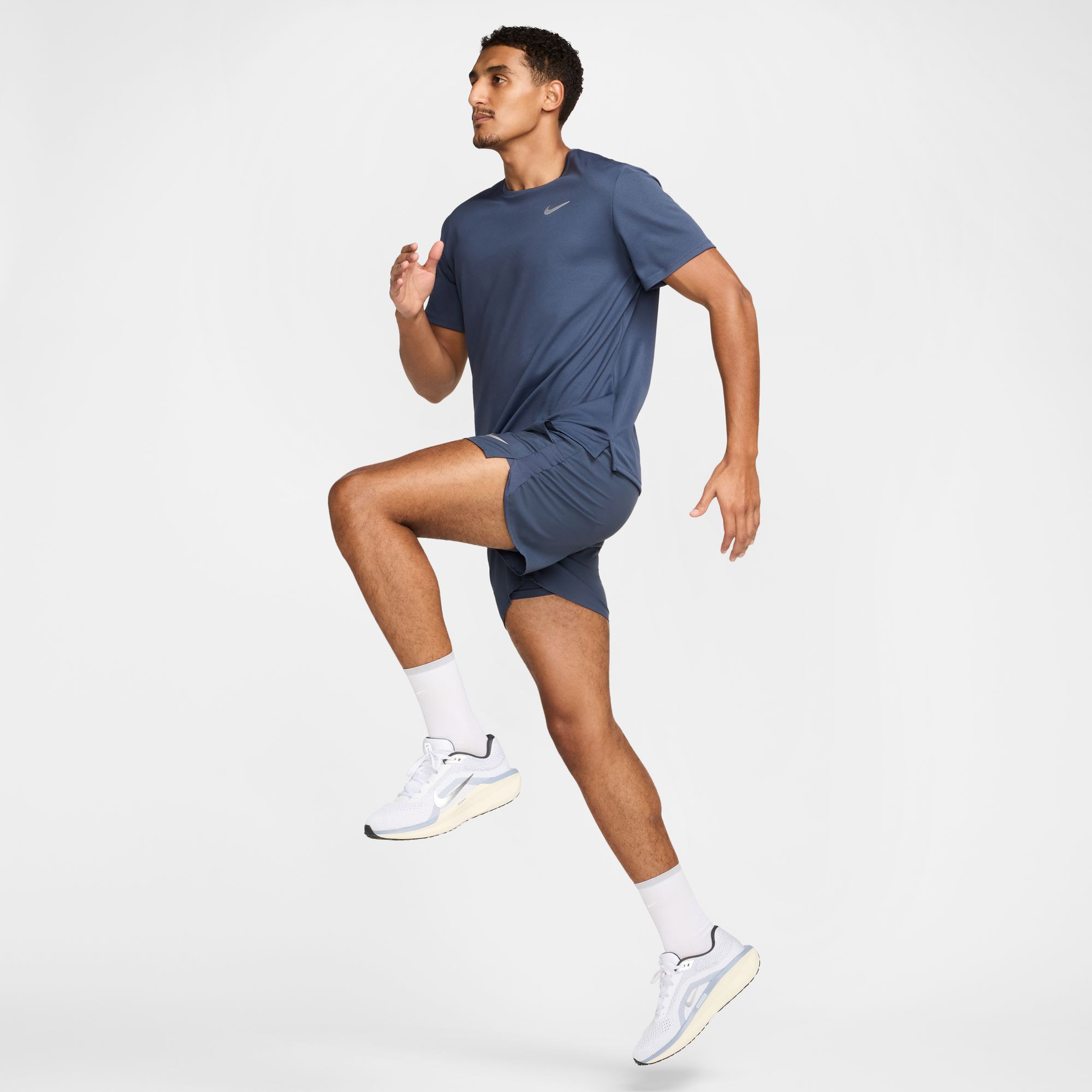 Nike Miler Erkek Lacivert Koşu T-Shirt