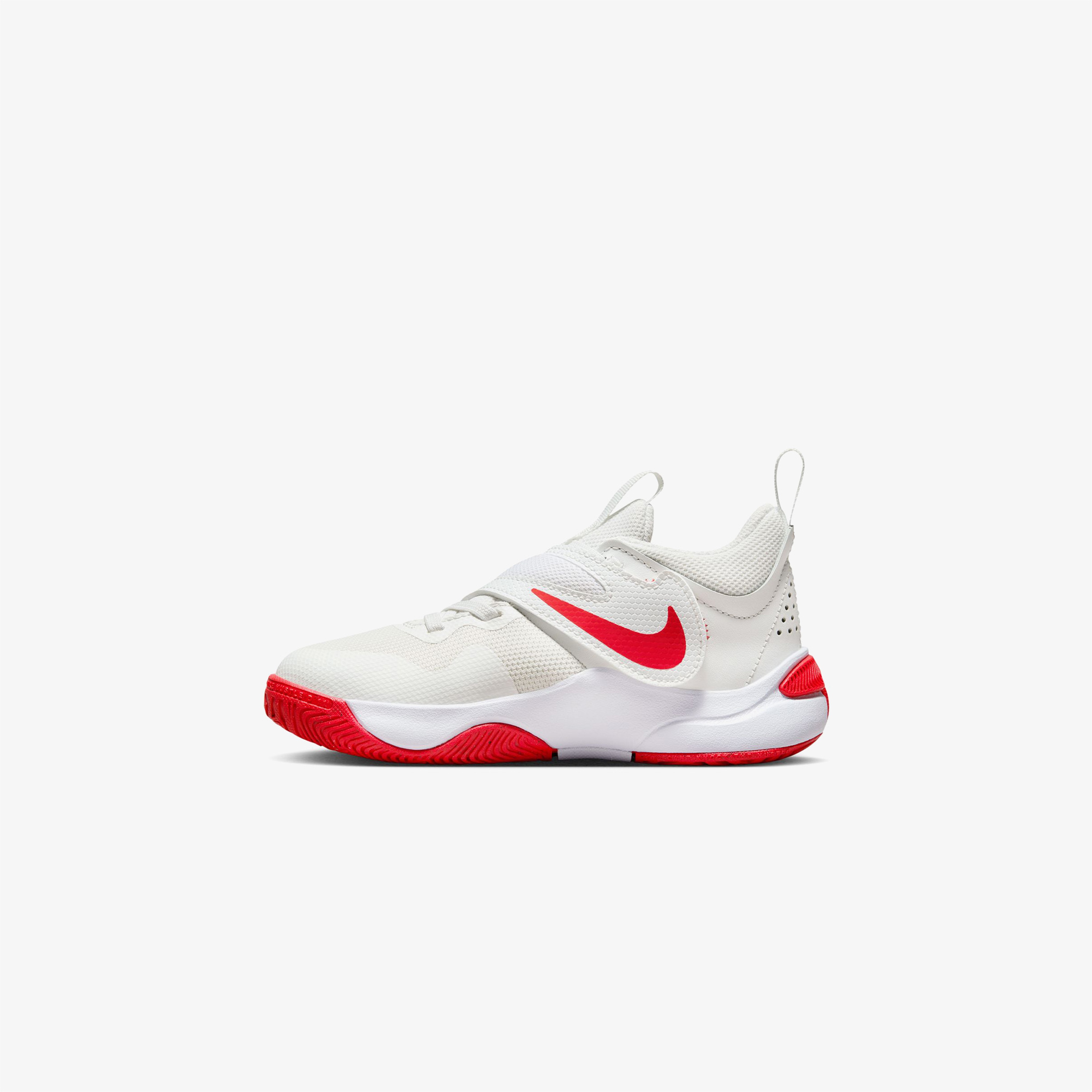 Nike Team Hustle D 11 Çocuk Beyaz Basketbol Ayakkabısı