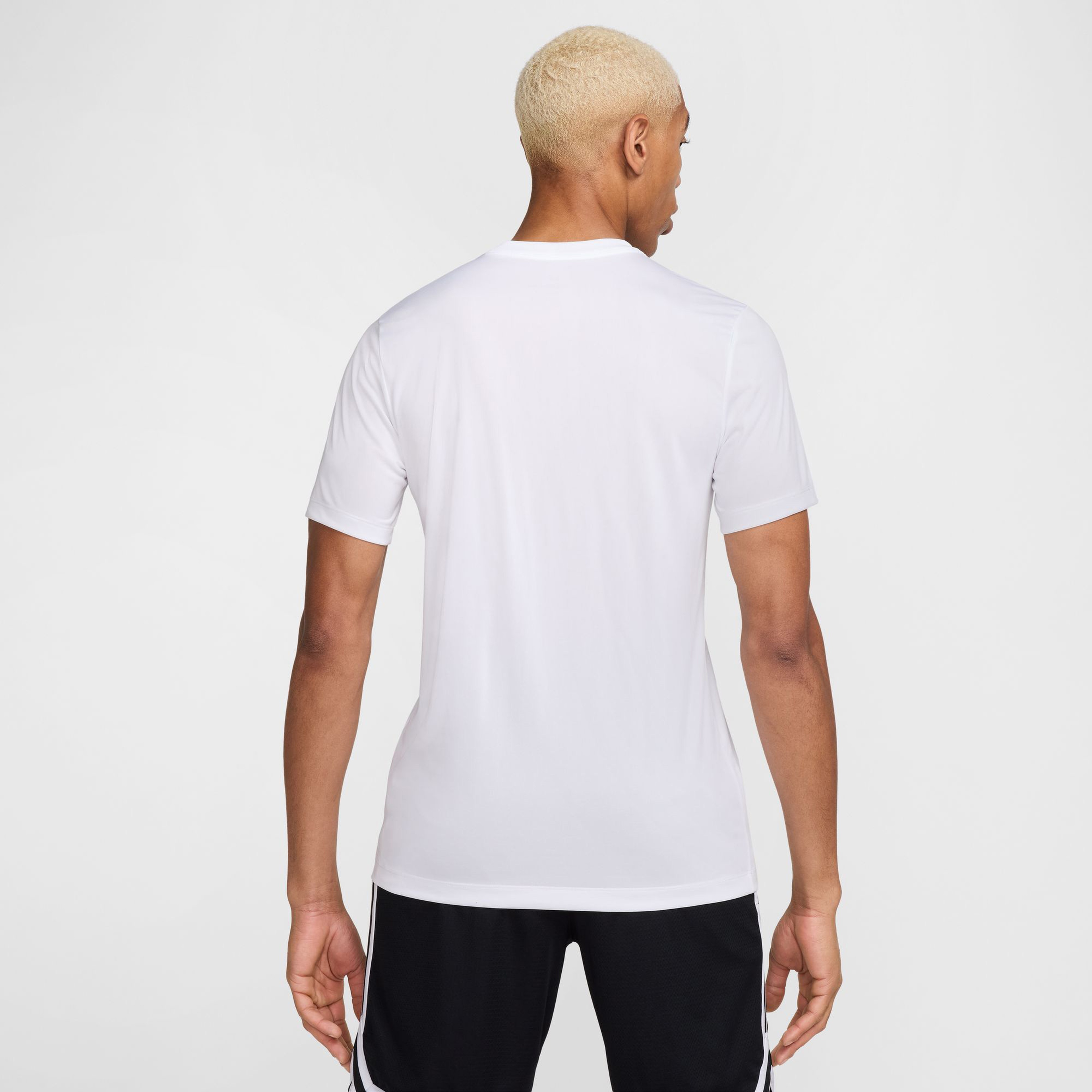 Nike Sportswear Erkek Beyaz T-Shirt