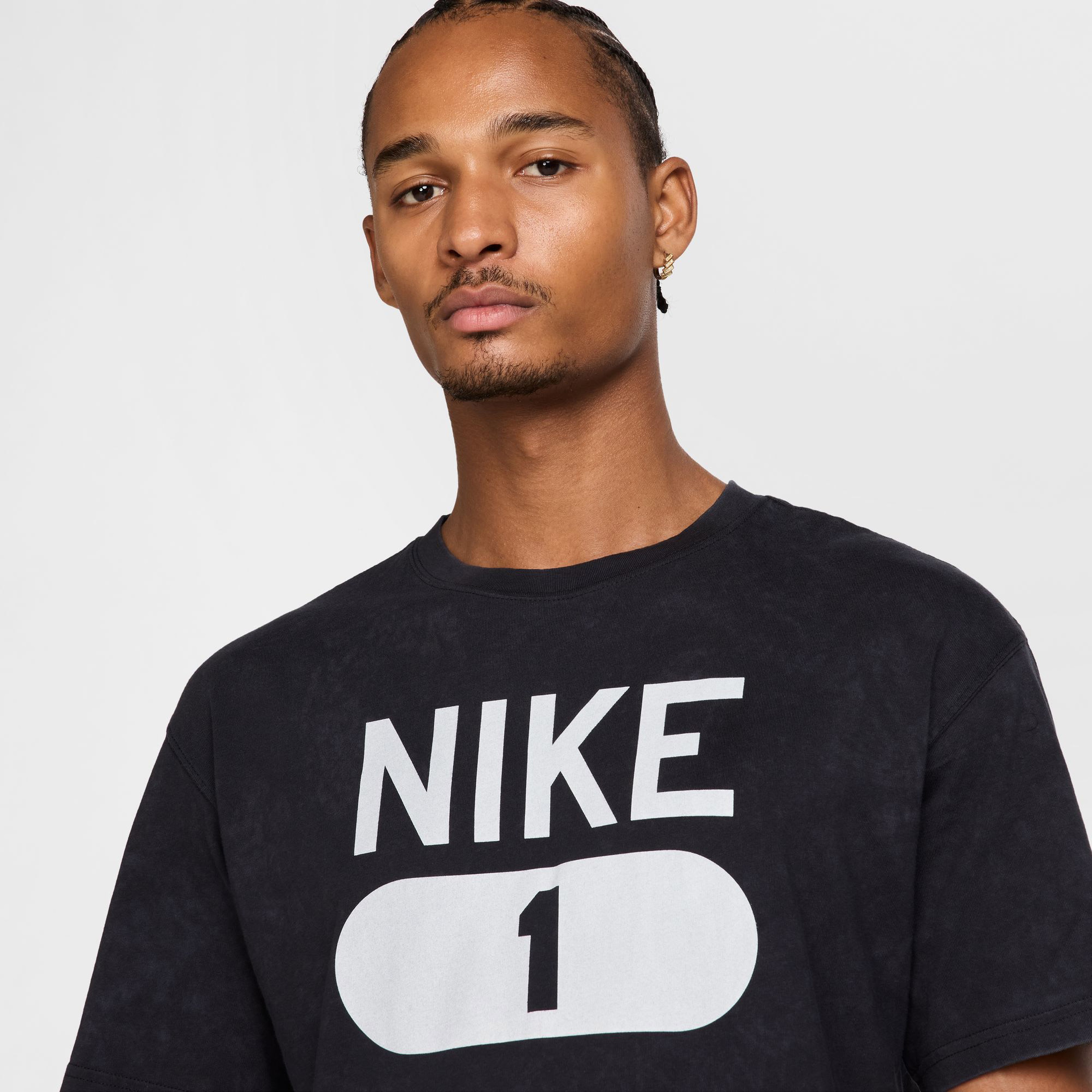 Nike Sportswear Erkek Siyah Antrenman T-Shirt