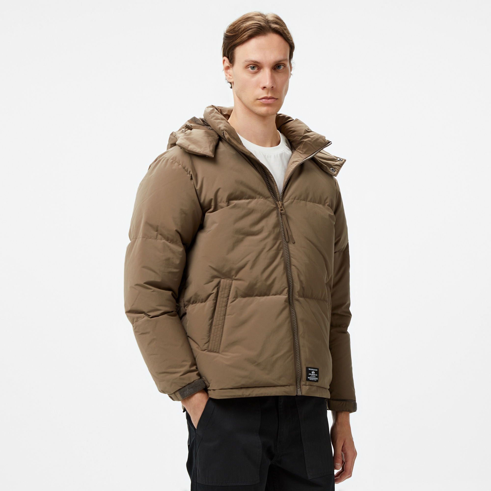 ALPHA INDUSTRIESサーモライトフルジップ　ベージュ　メンズXL ALPHA INDUSTRIES INC (アルファインダストリーズ) サーモライト