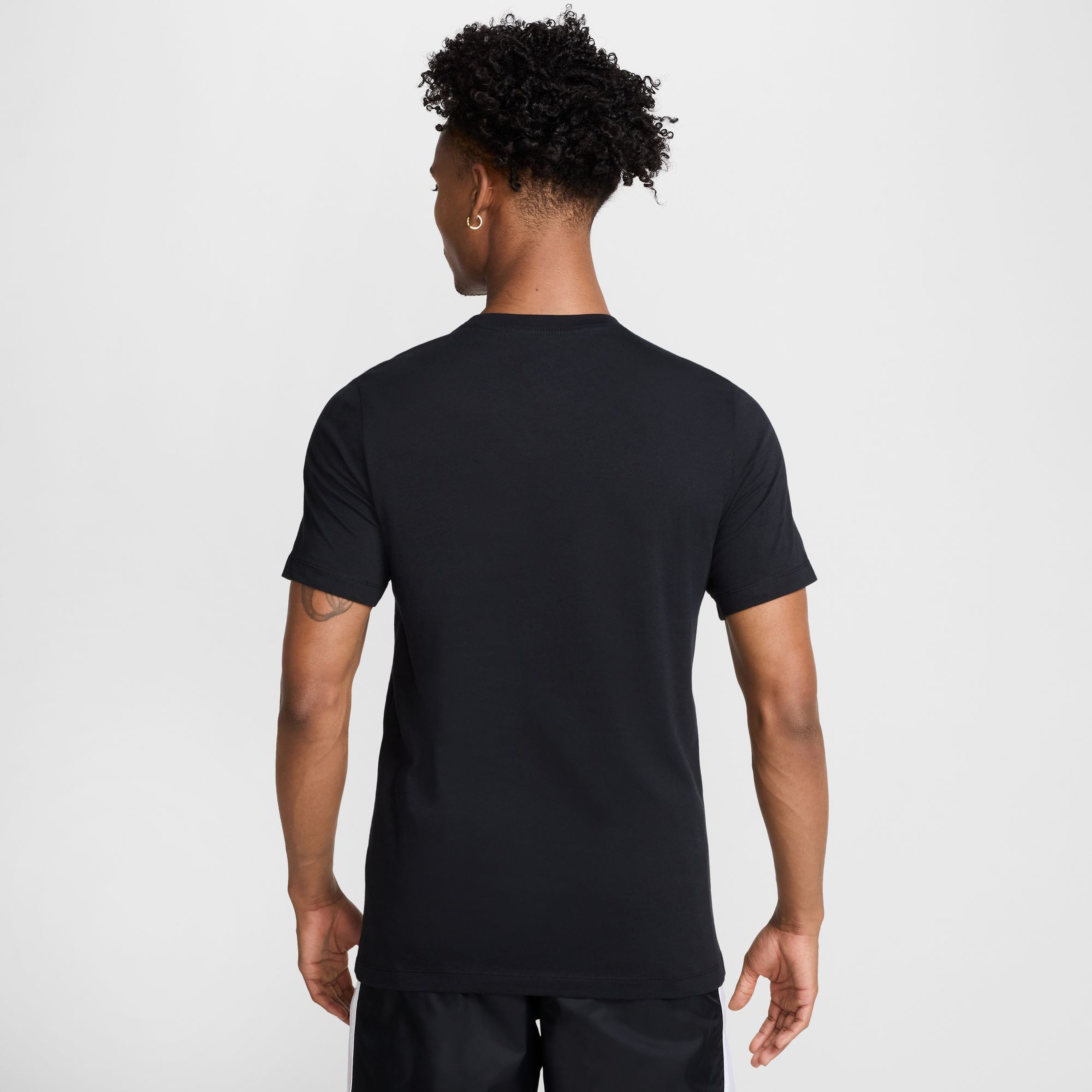 Nike Sportswear Erkek Siyah T-Shirt