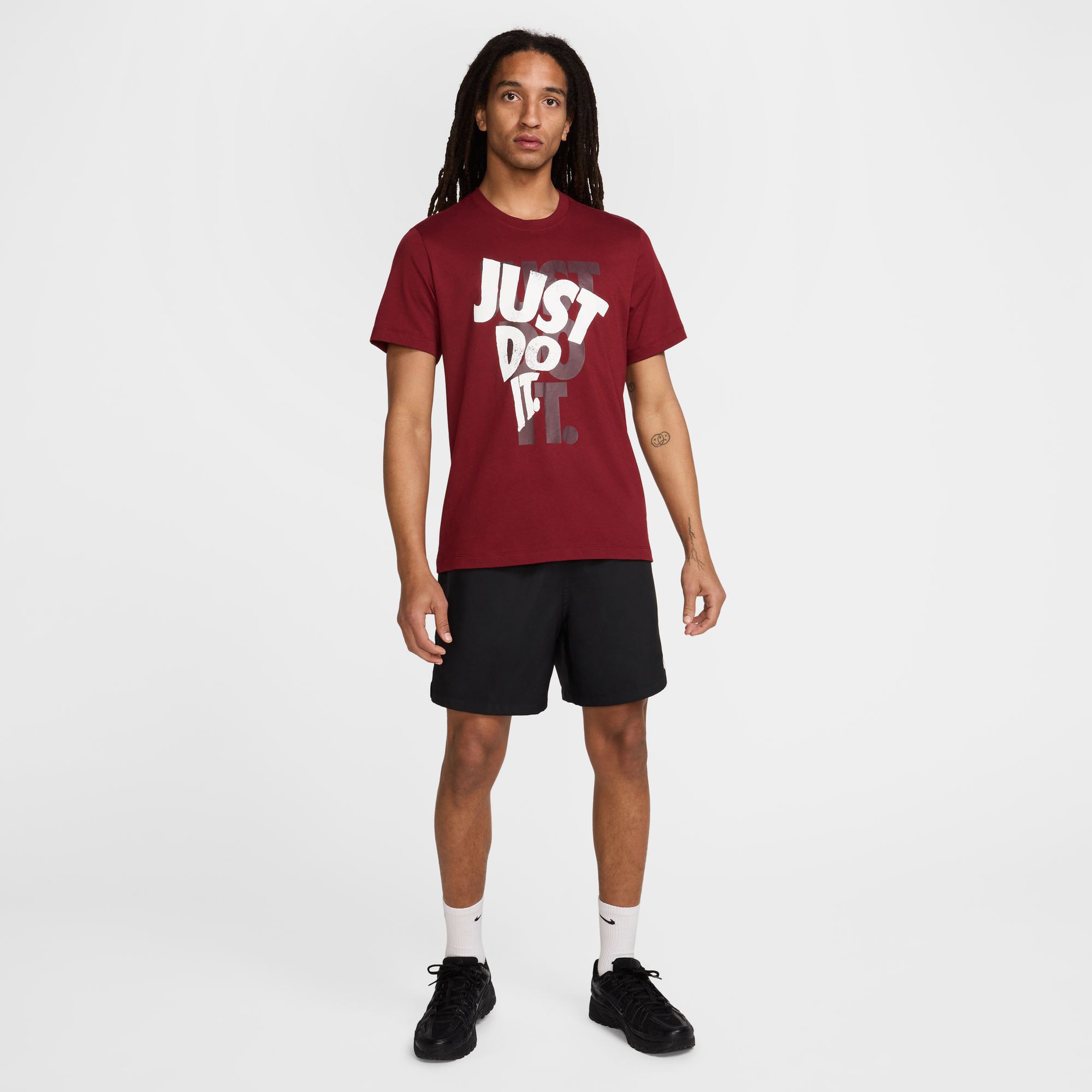 Nike Sportswear Erkek Bordo T-Shirt