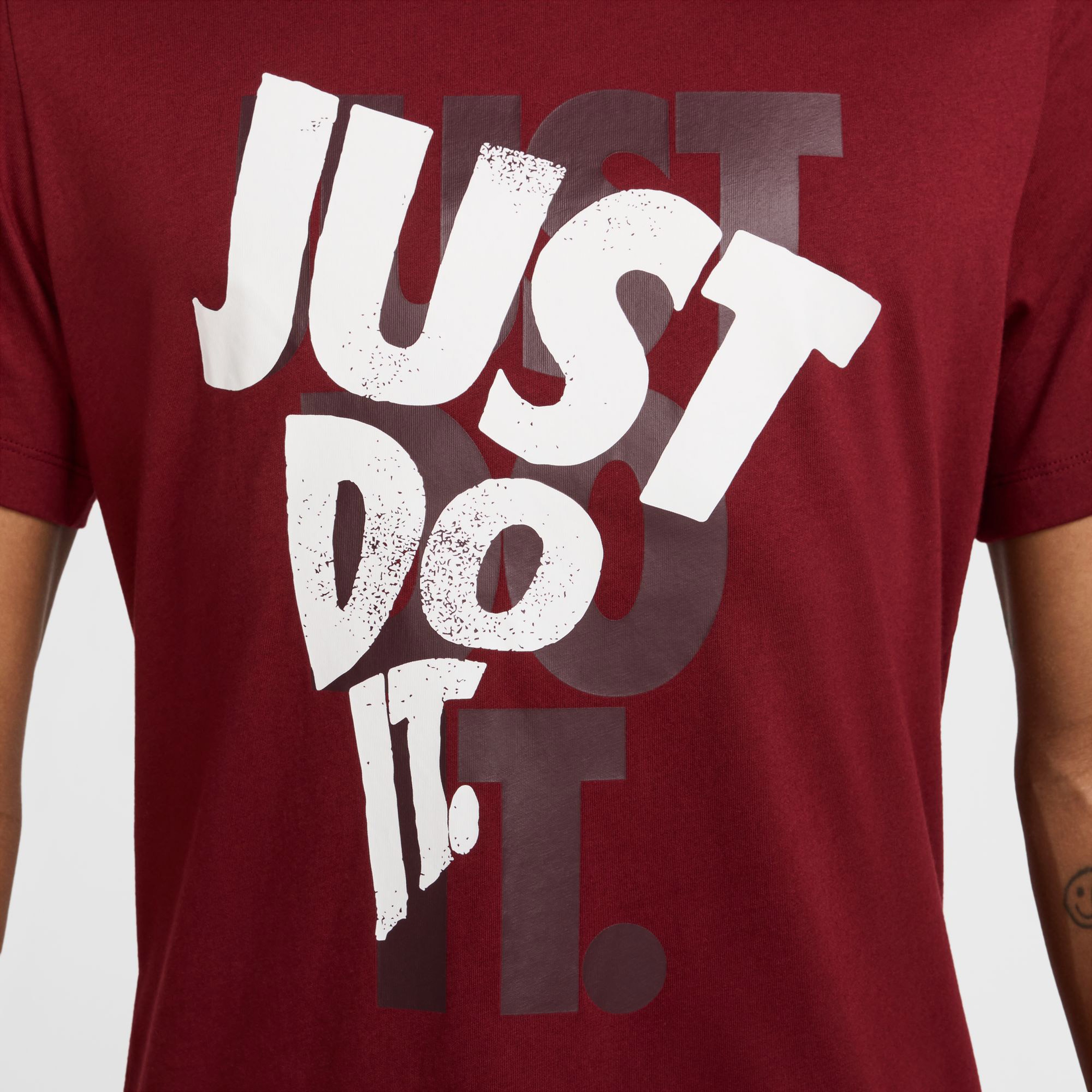 Nike Sportswear Erkek Bordo T-Shirt