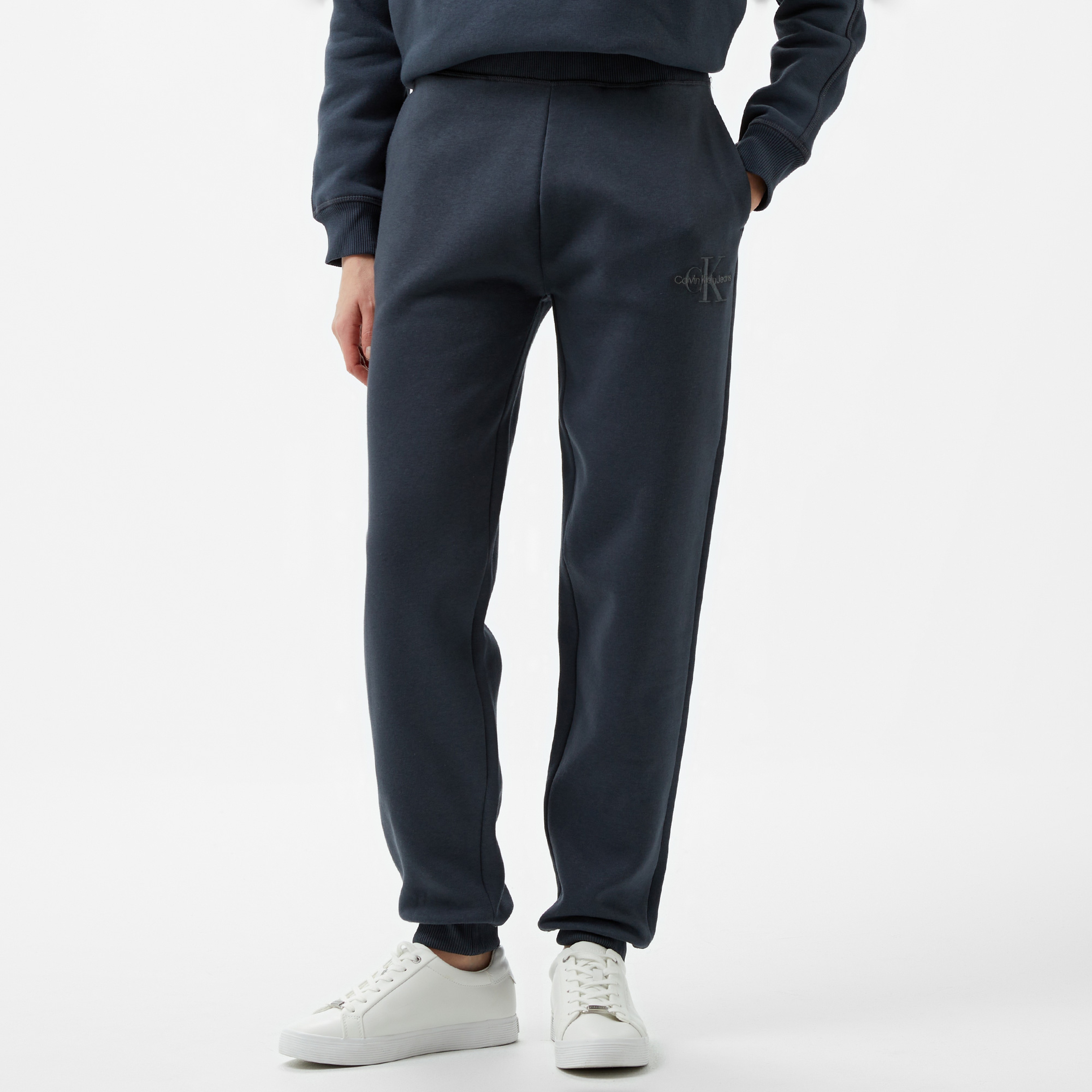 Calvin Klein Jeans Monologo Cuffed Kadın Siyah Eşofman Altı