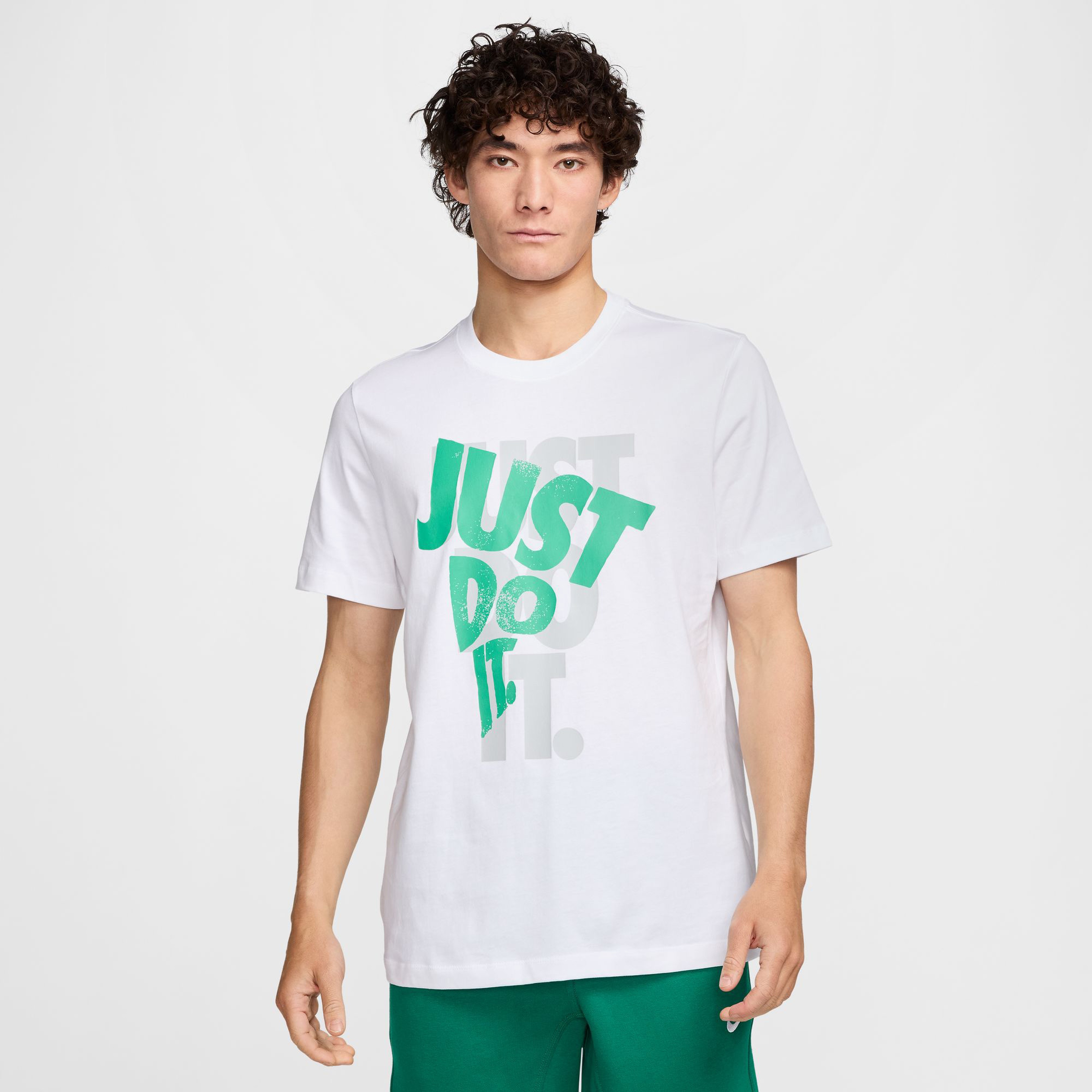 Nike Sportswear Erkek Beyaz T-Shirt