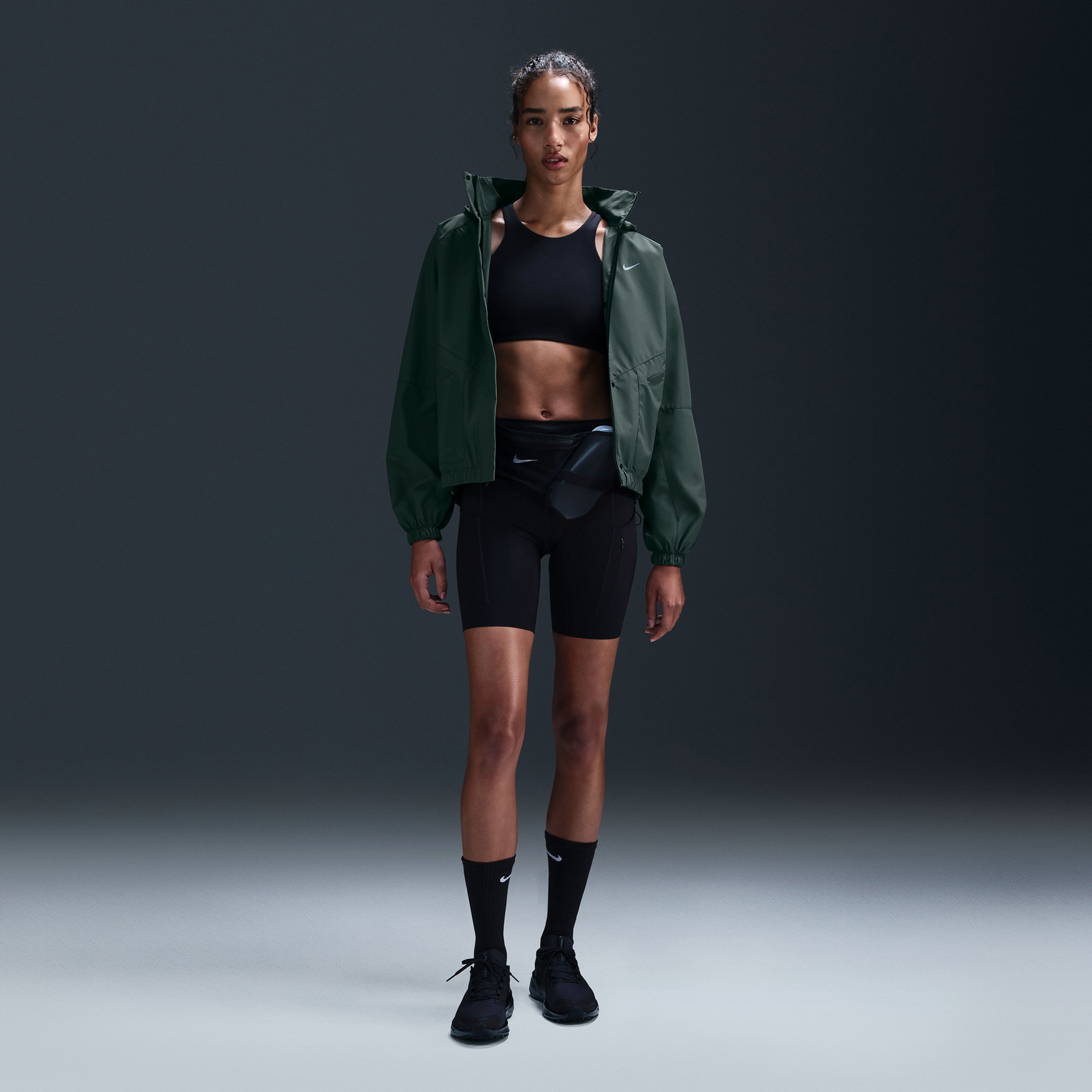 Nike Storm-FIT Swift Kadın Yeşil Ceket