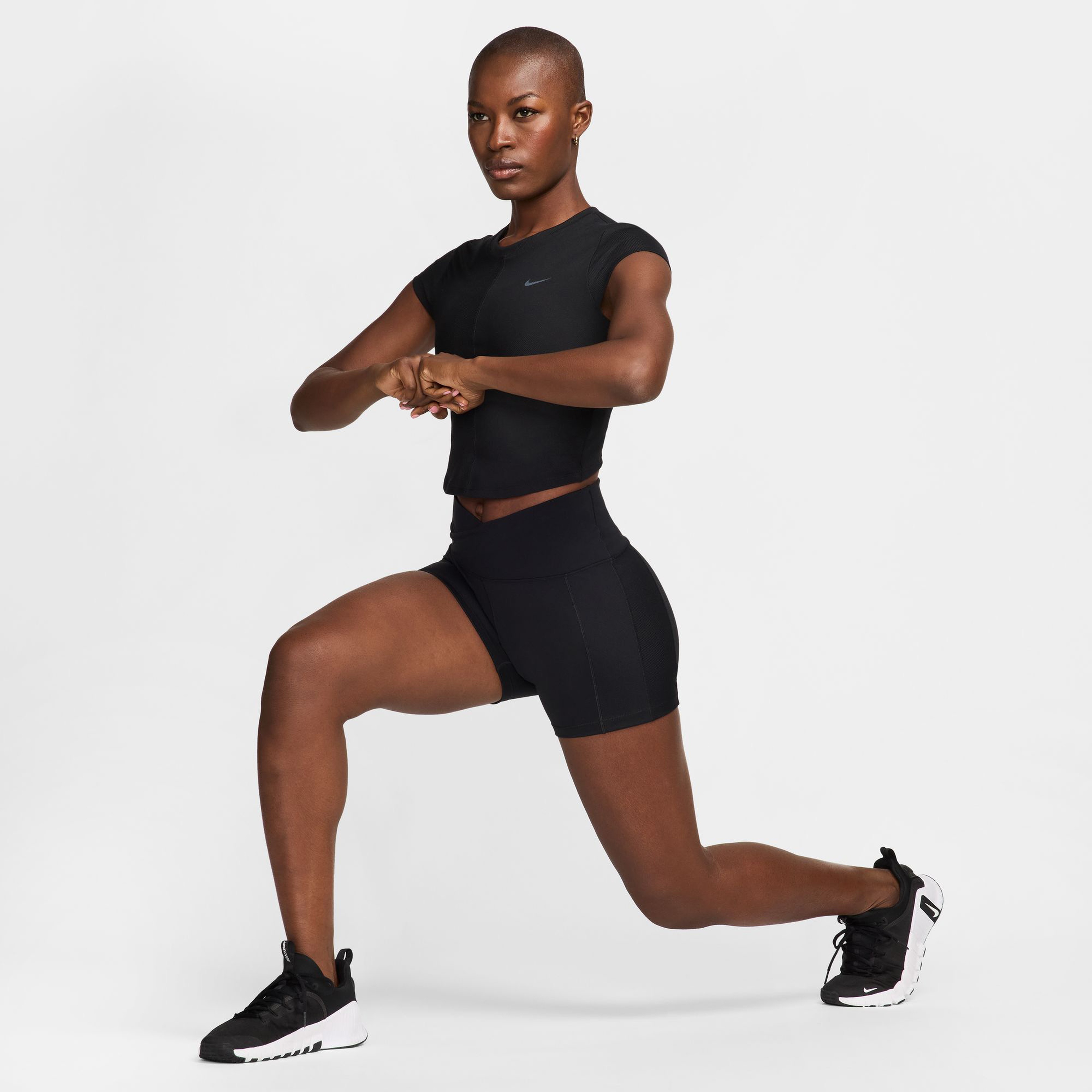 Nike Kadın Siyah T-Shirt