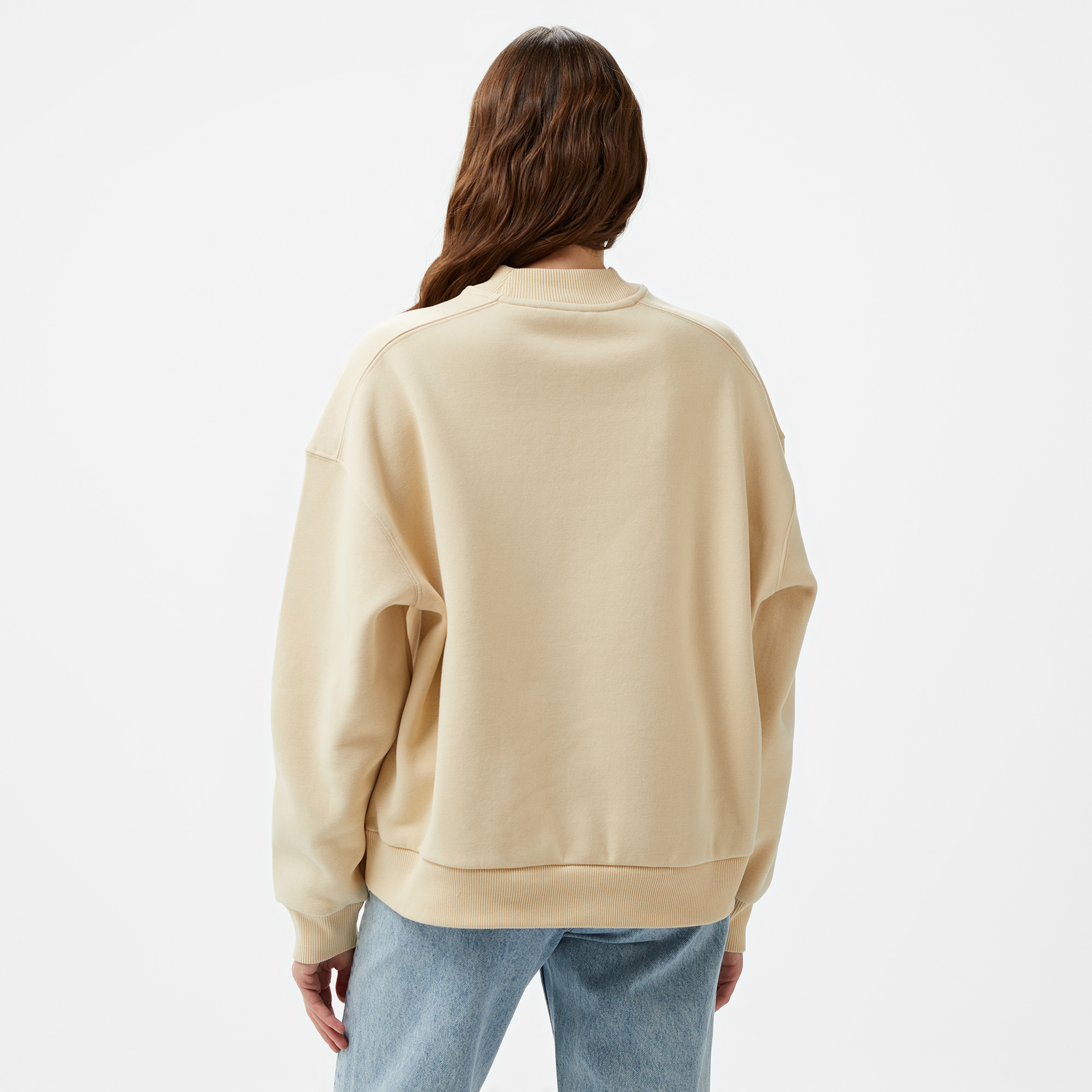 Tommy Hilfiger Varsity Crest Kadın Bej Sweatshirt