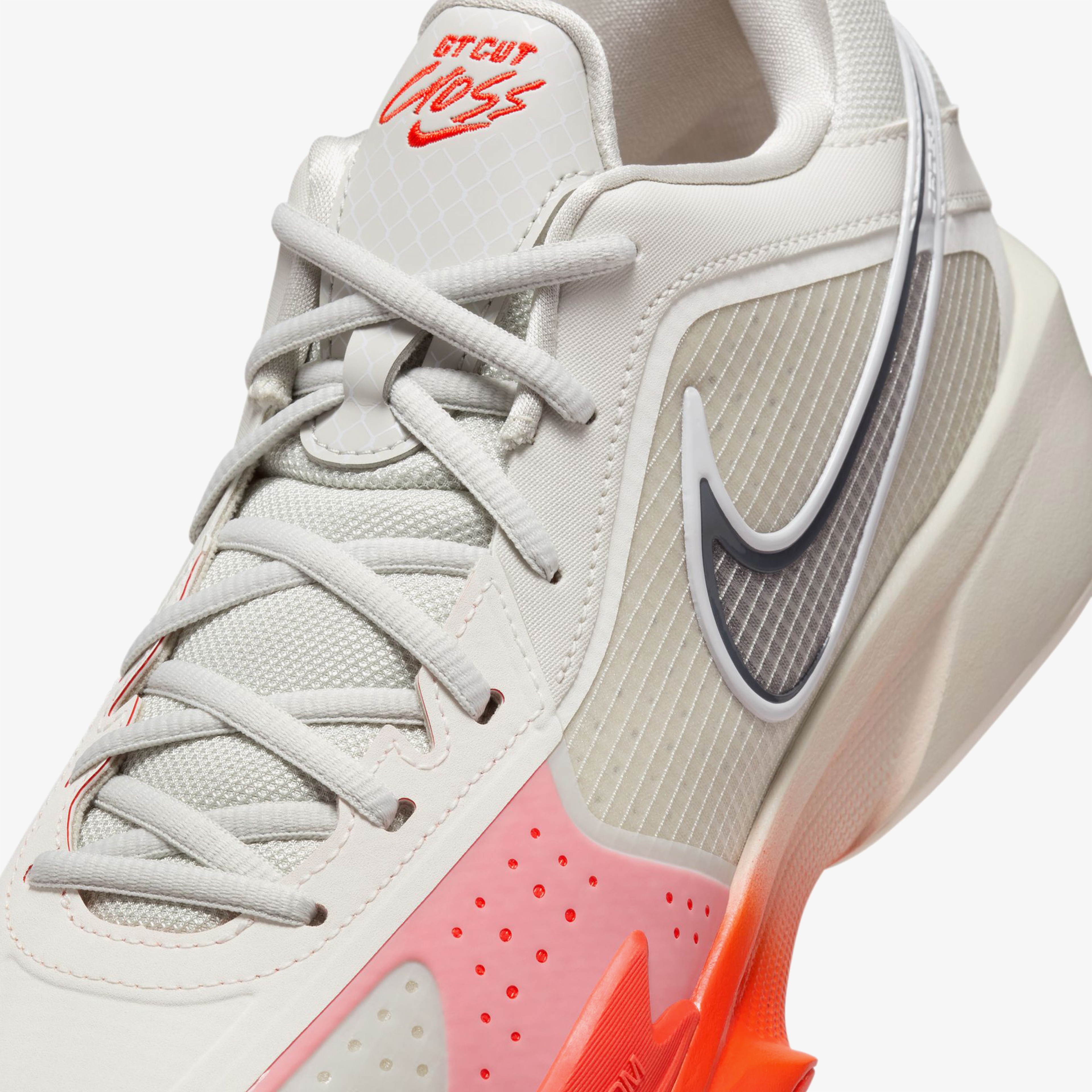 Nike G.T. Cut Cross Erkek Beyaz Basketbol Ayakkabısı