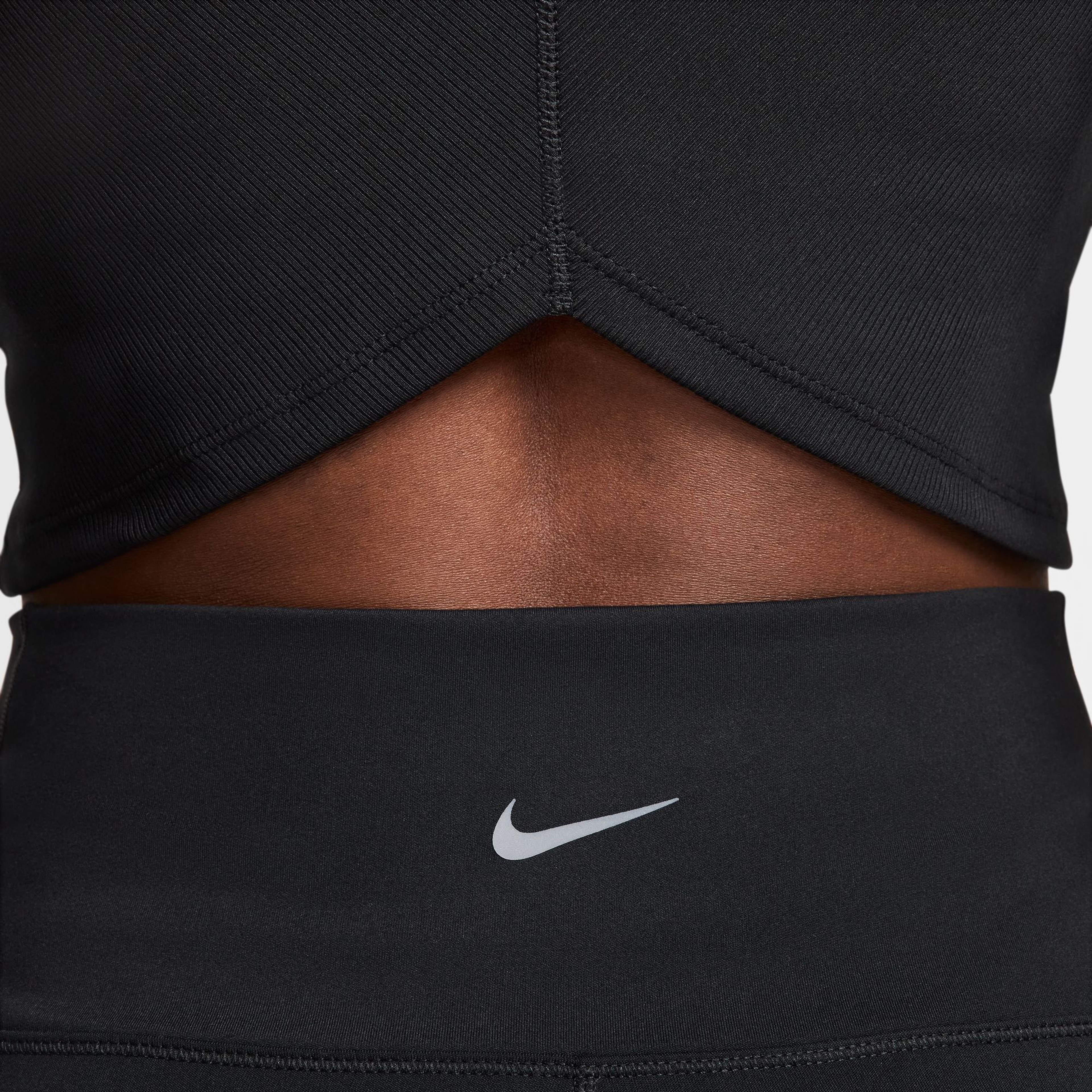 Nike Kadın Siyah T-Shirt