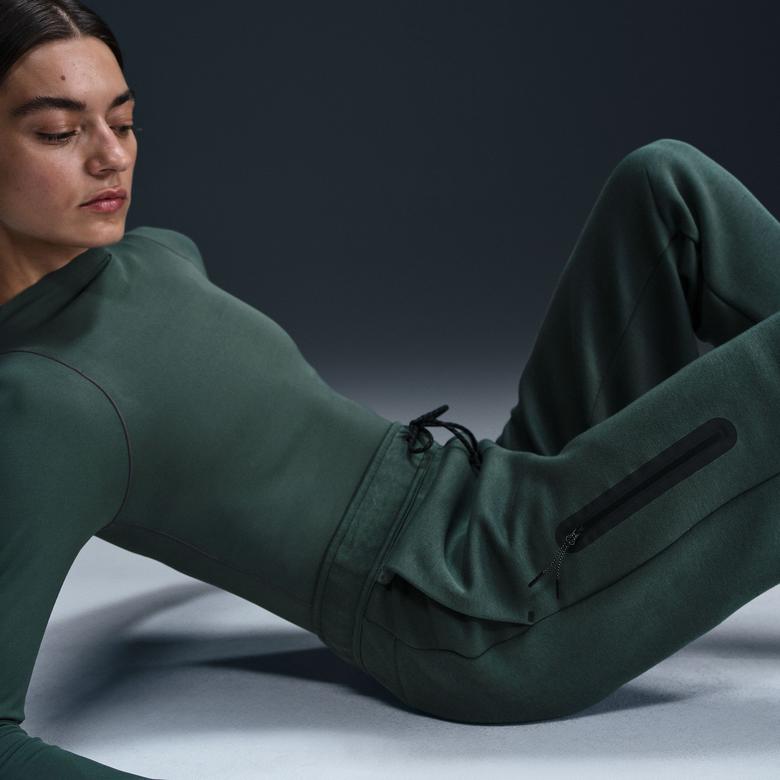 Nike Sportswear Tech Fleece Kadın Yeşil Eşofman Altı