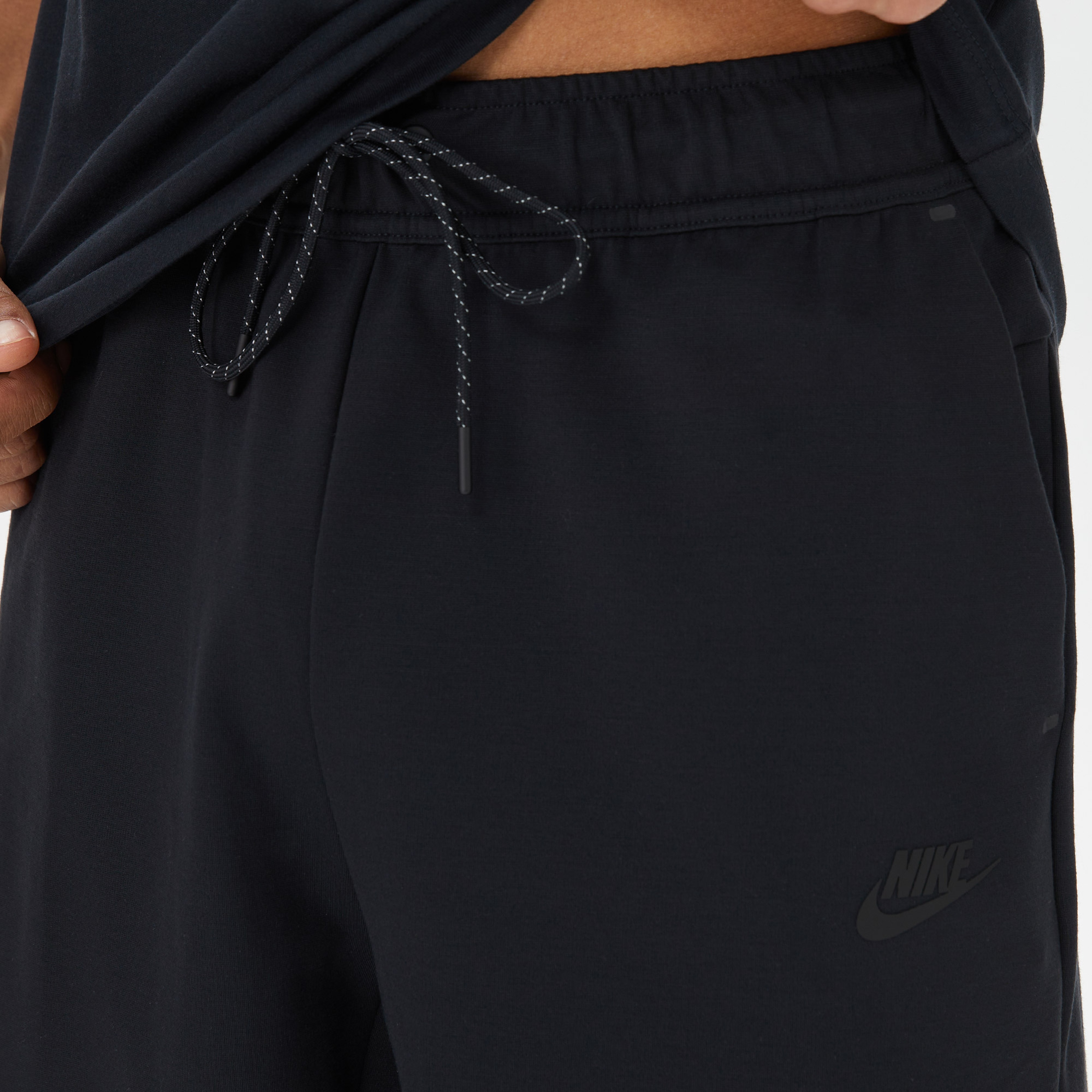 Nike Tech Lightweight Erkek Siyah Şort