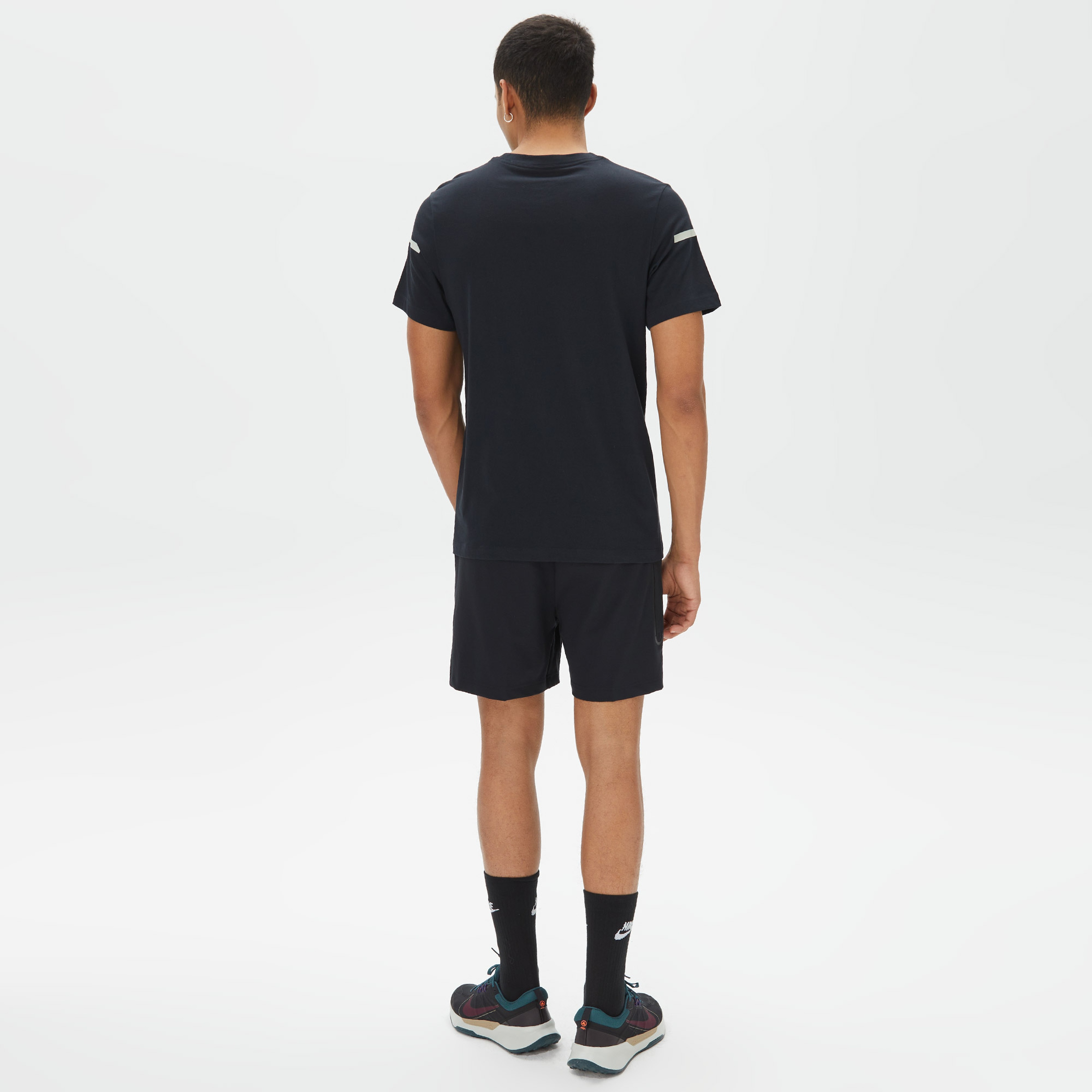 Nike Tech Lightweight Erkek Siyah Şort