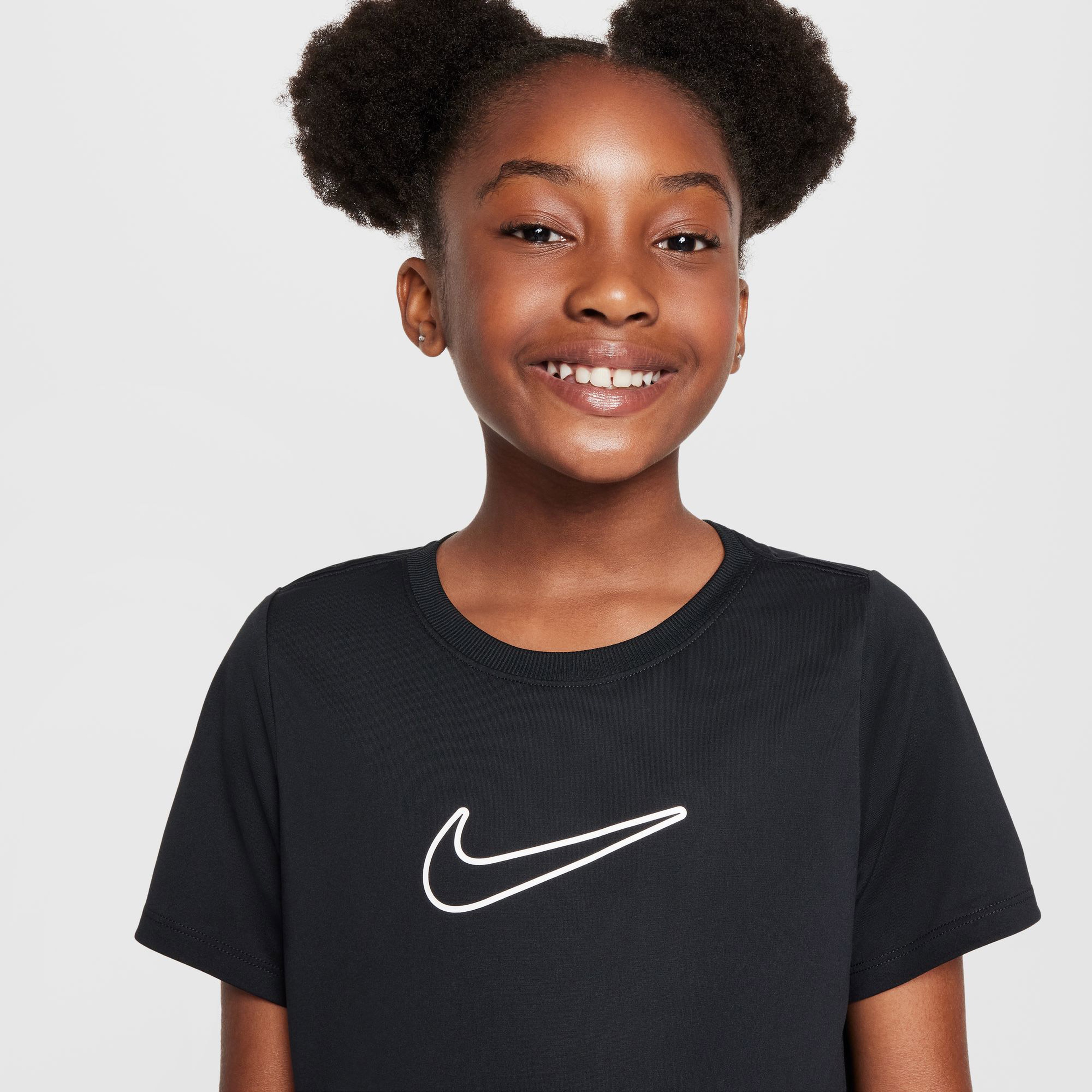 Nike One Fitted Dri-Fit Çocuk Siyah Günlük T-Shirt