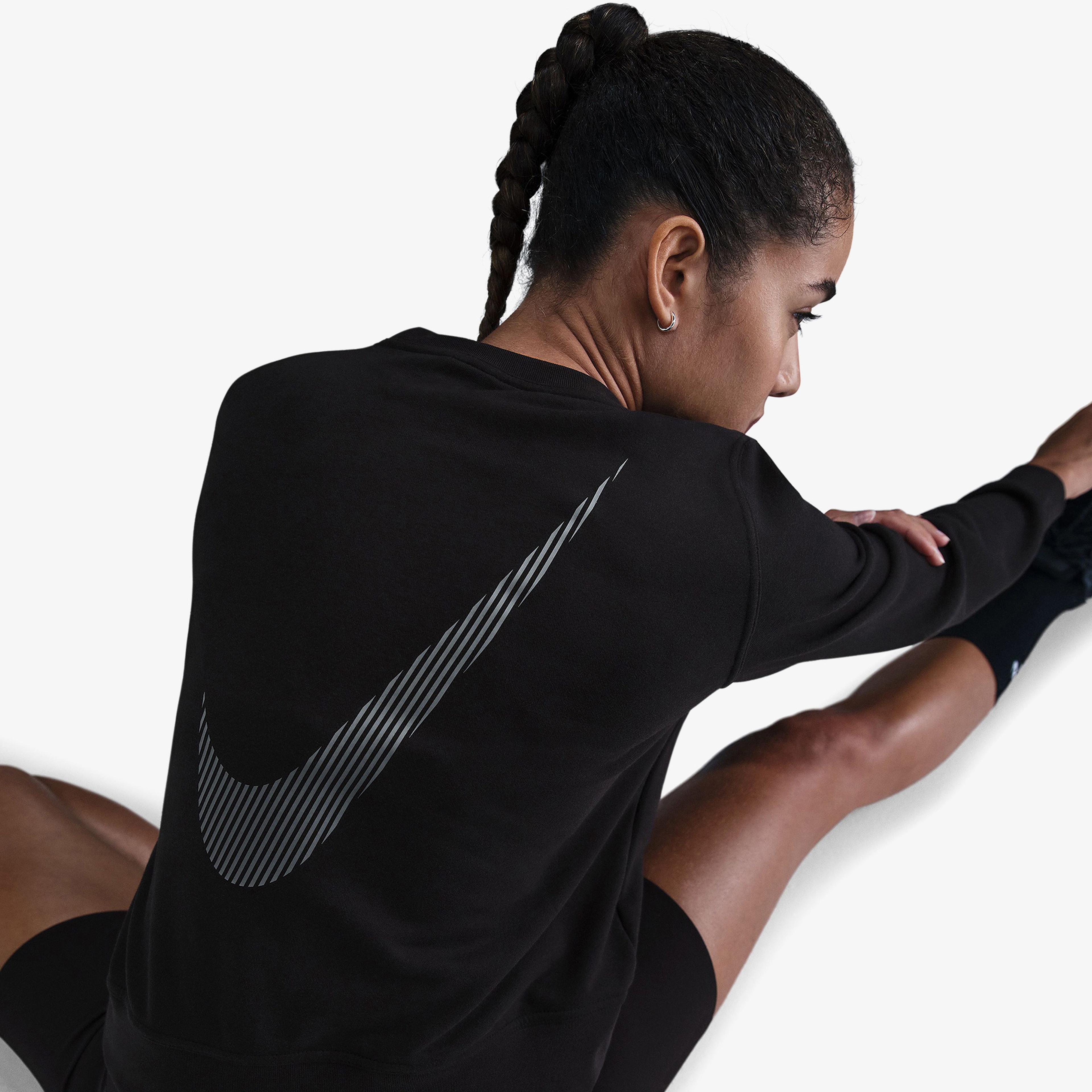 Nike One Kadın Siyah Antrenman T-Shirt