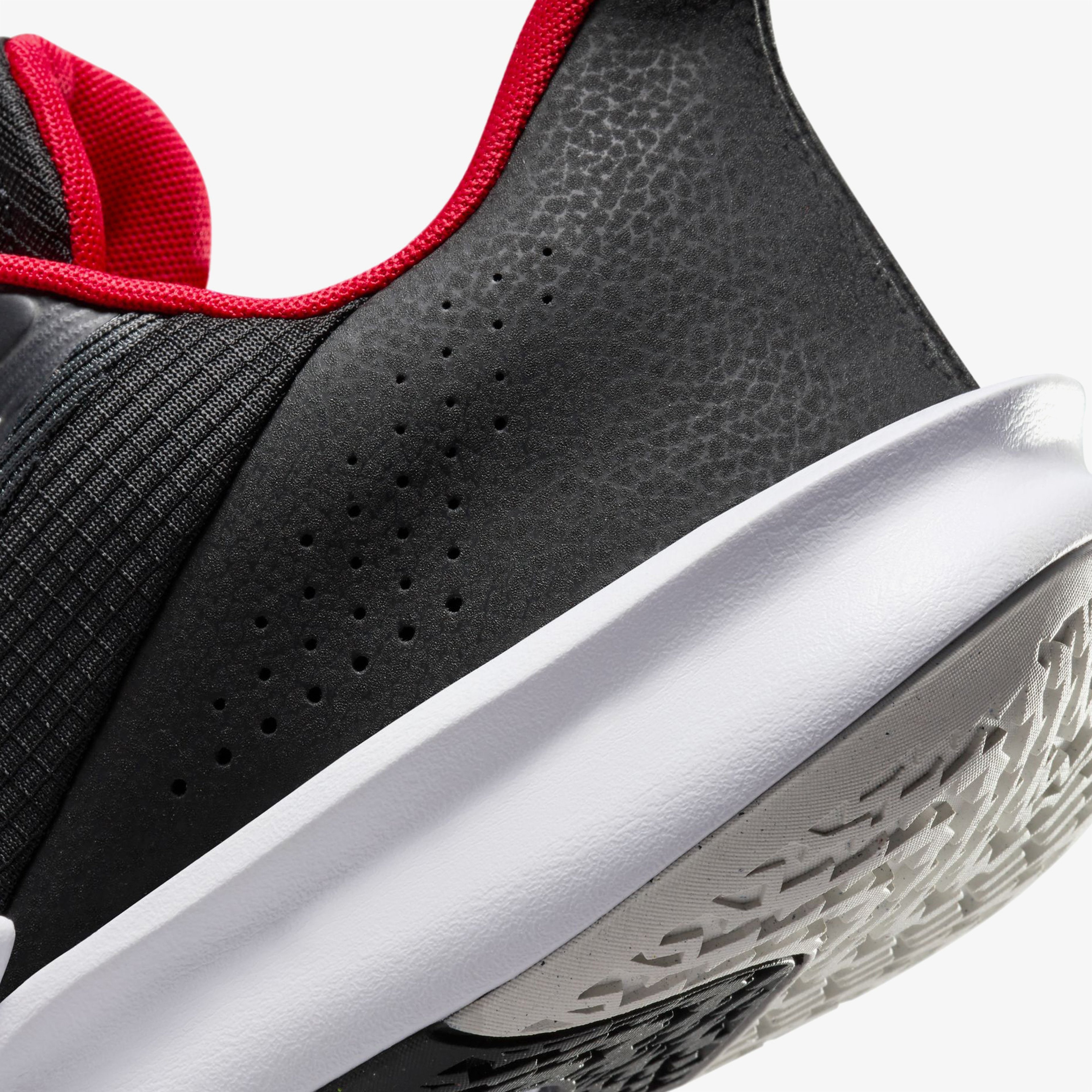 Nike Precision VII Erkek Siyah Basketbol Ayakkabısı