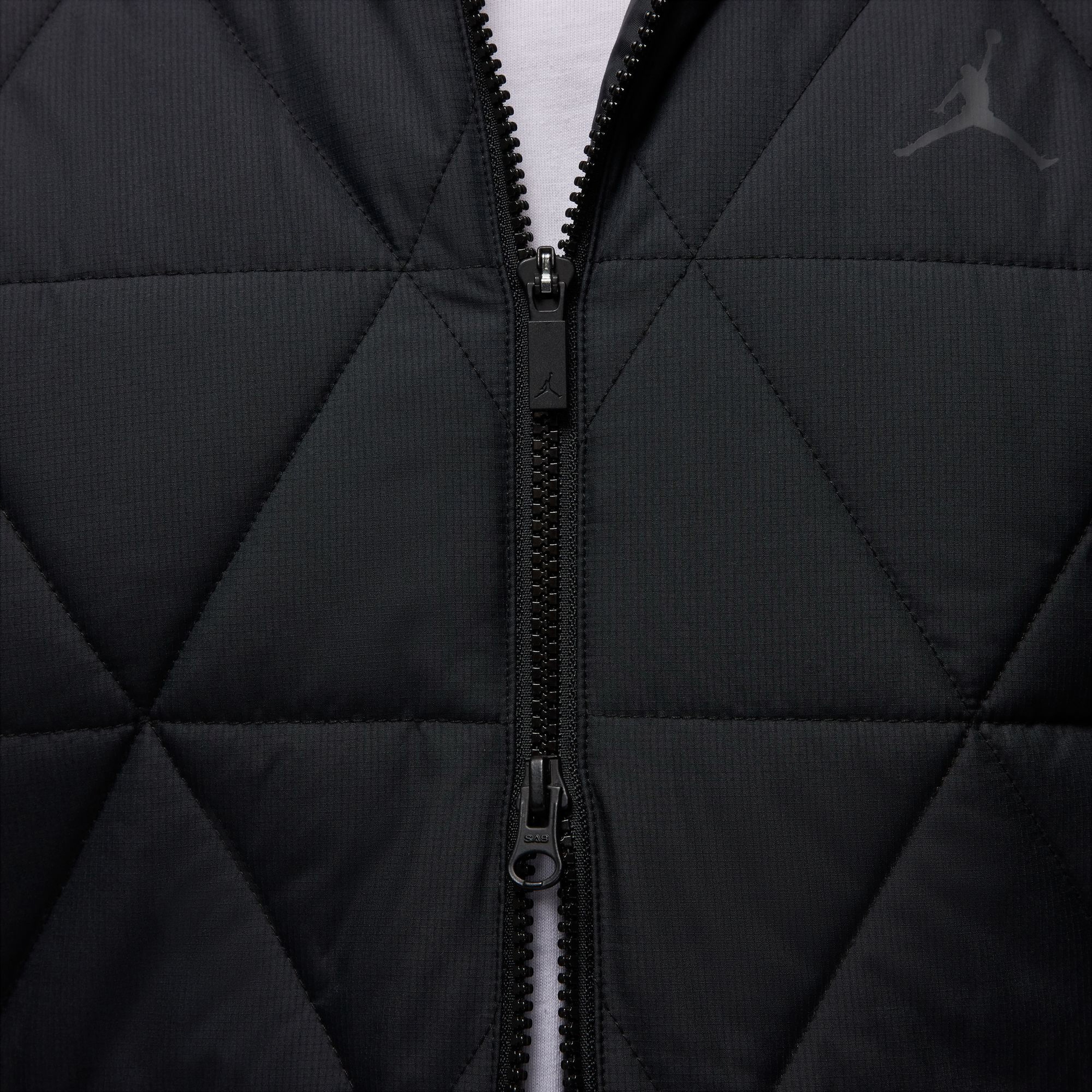 Nike Erkek Siyah Mont