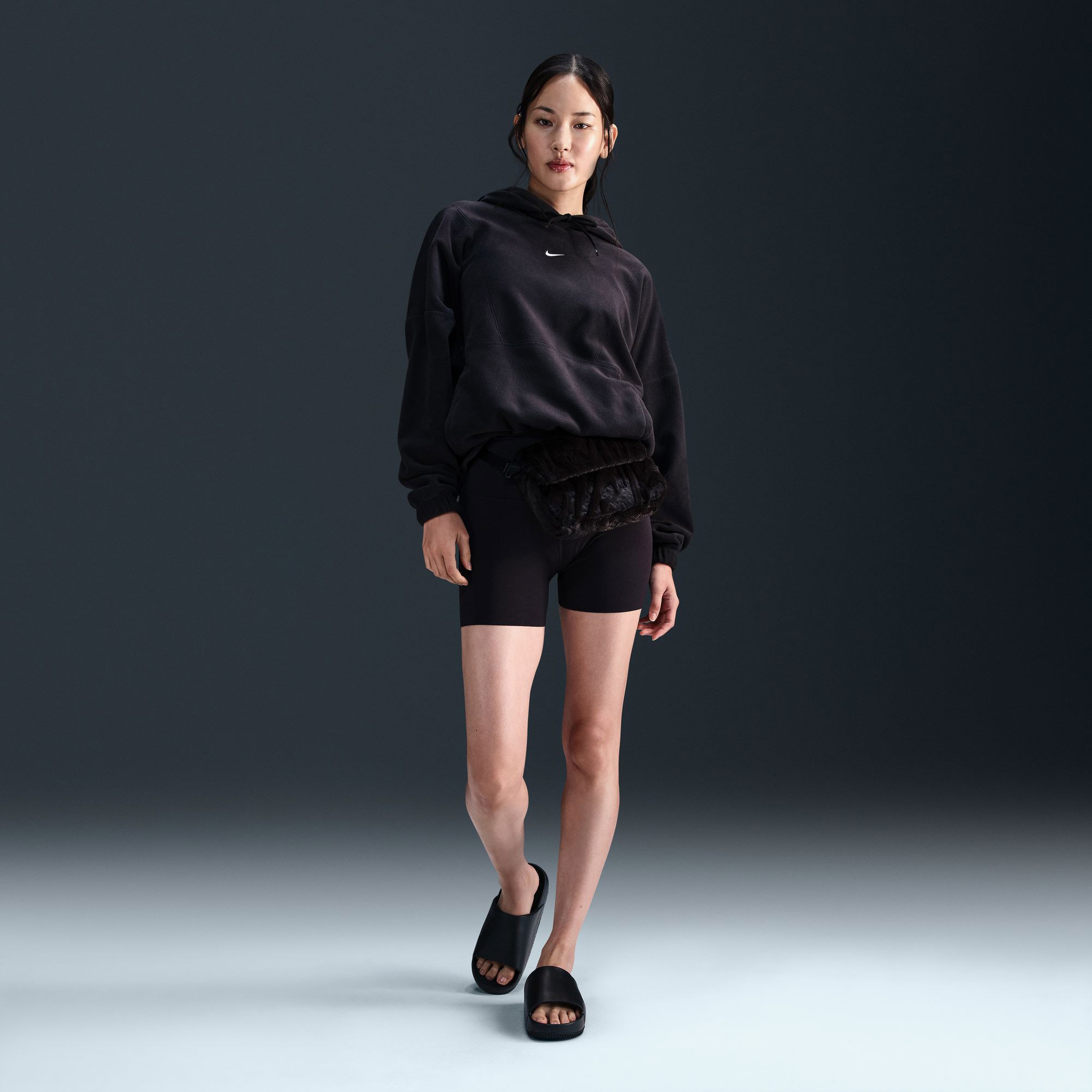 Nike One Therma Fit Kadın Siyah Günlük Sweatshirt