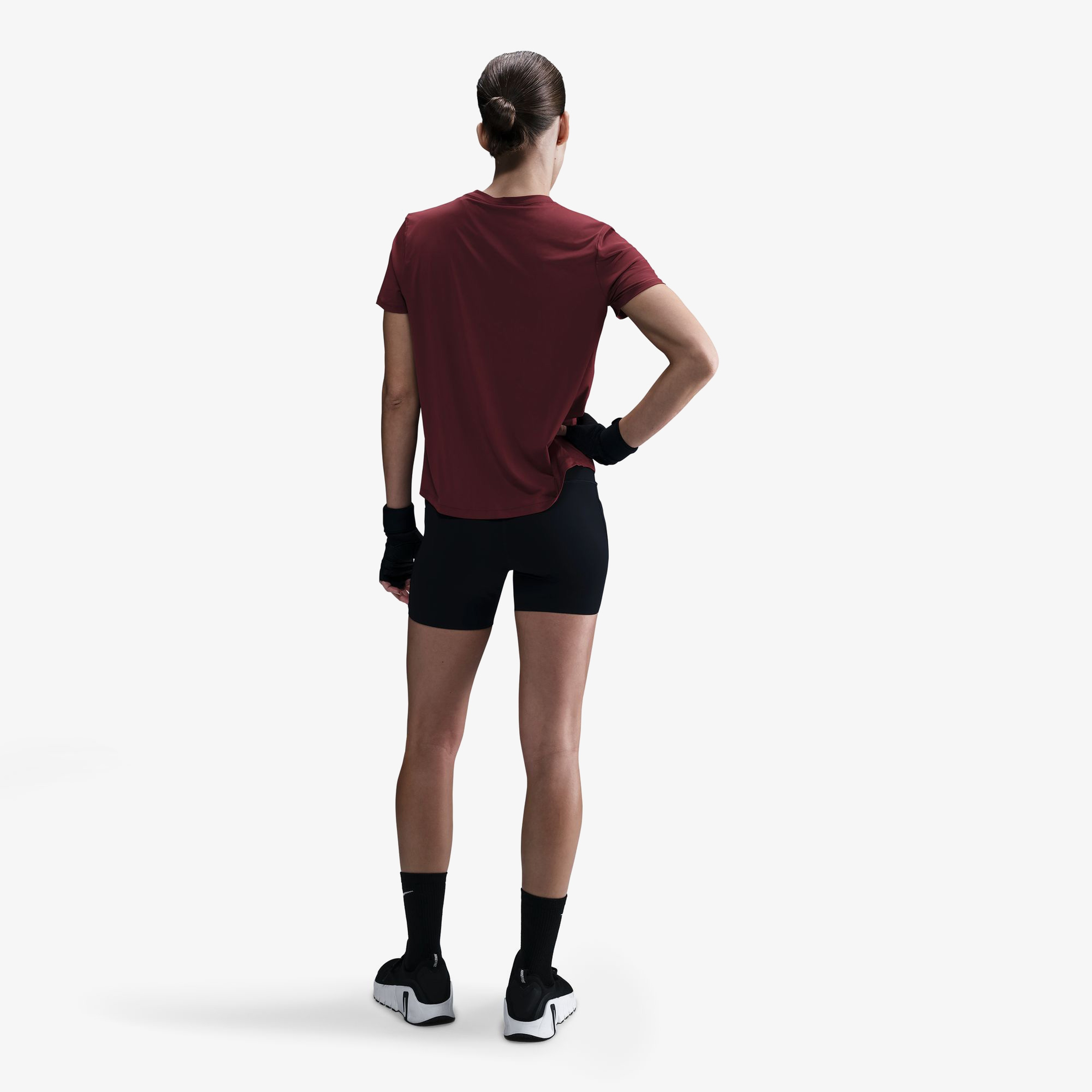 Nike One Classic Kadın Kırmızı Antrenman T-Shirt