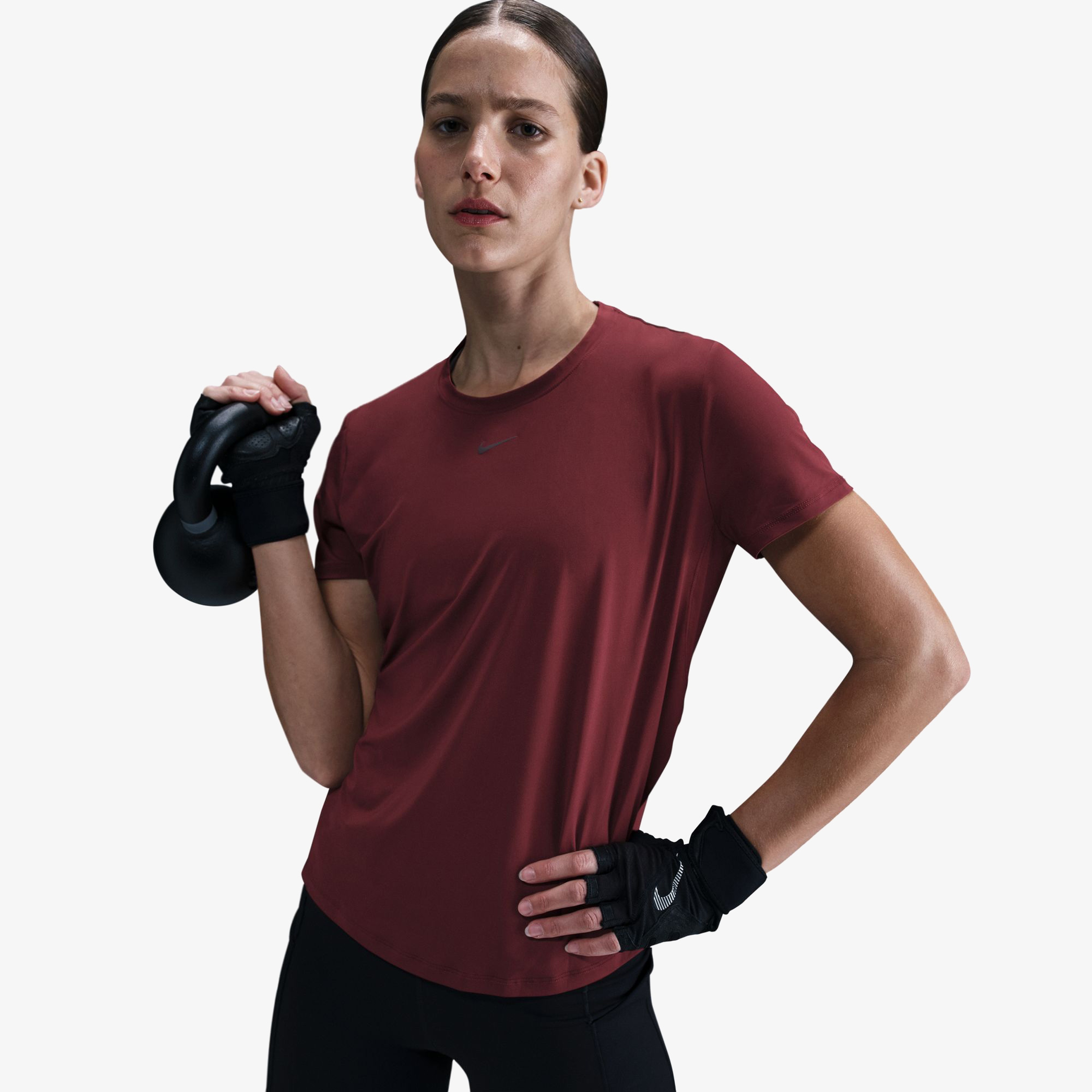 Nike One Classic Kadın Kırmızı Antrenman T-Shirt