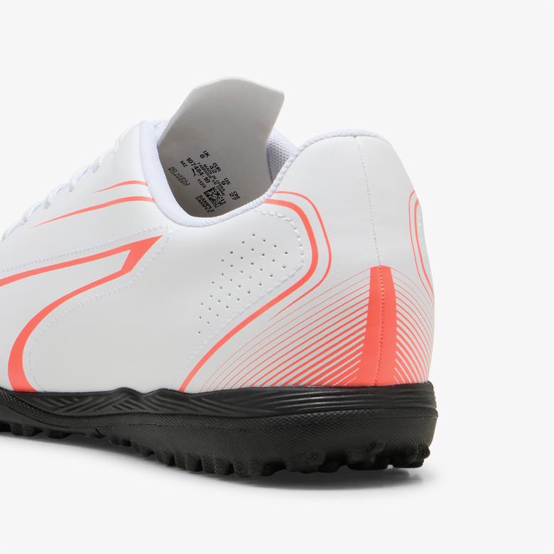 Puma Vitoria Erkek Beyaz Halı Saha Kramponu