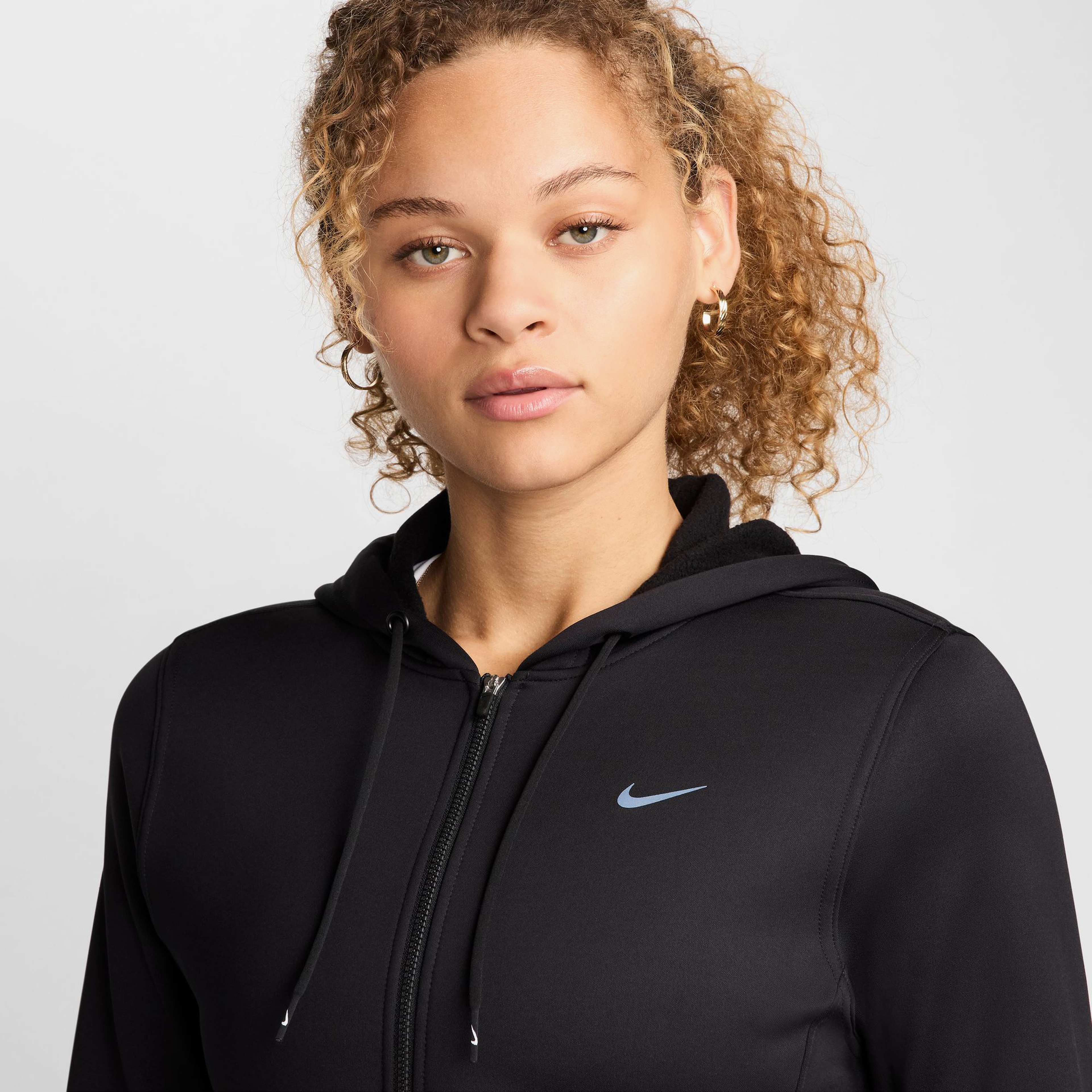 Nike Therma Fit One Kadın Siyah Günlük Sweatshirt