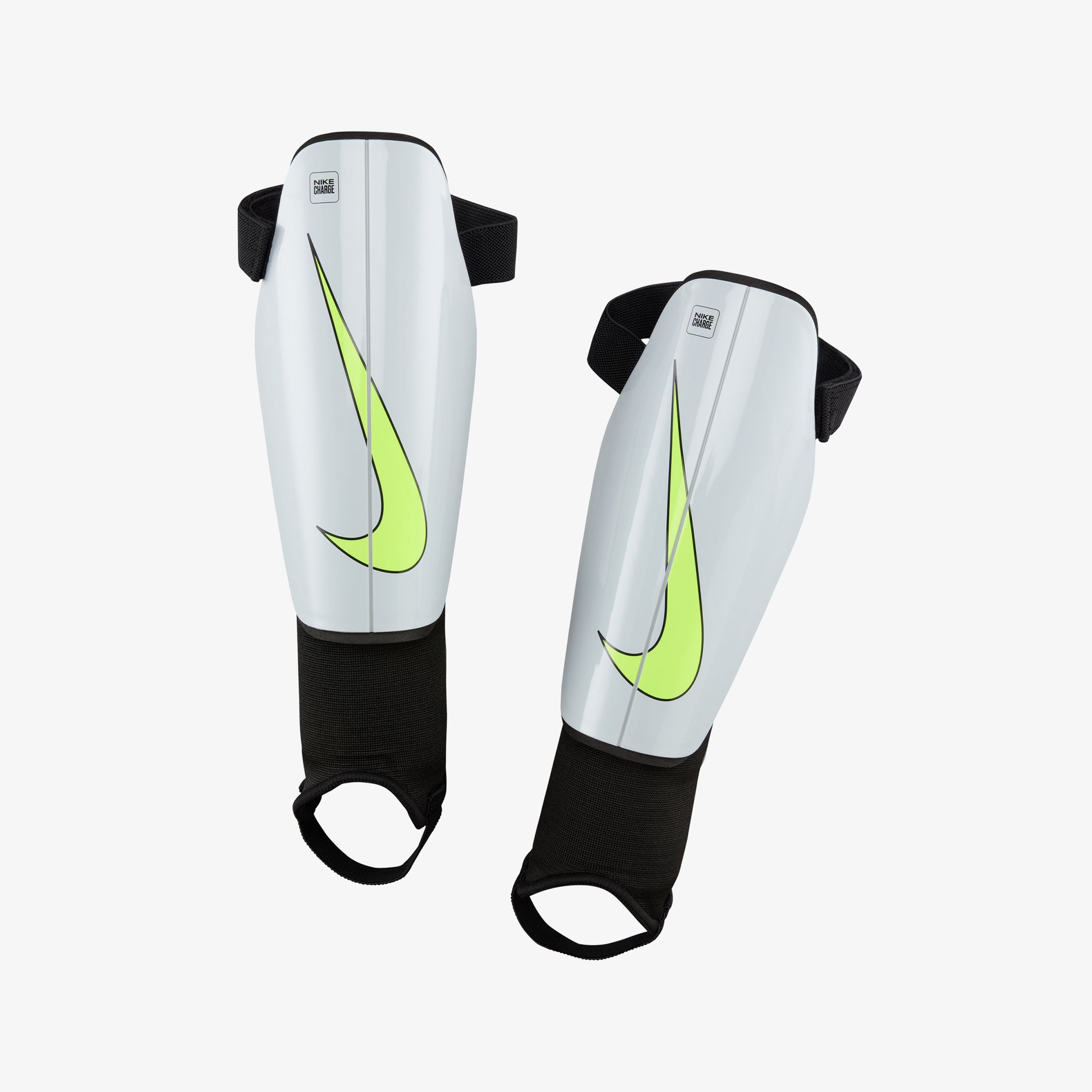 Nike Charge Erkek Beyaz Futbol Tekmeliği