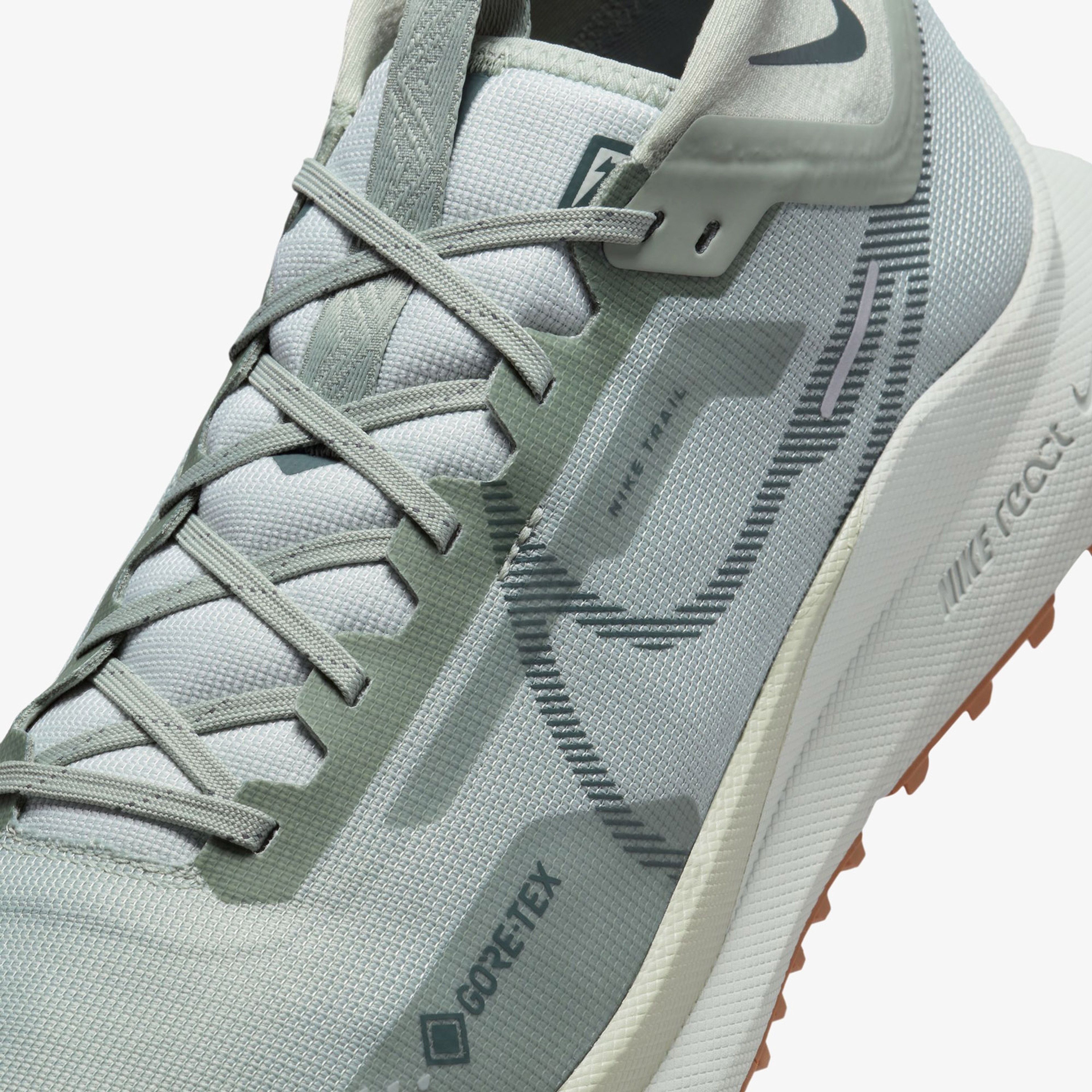 Nike Pegasus Trail 4 Gore-Tex Erkek Yeşil Koşu Ayakkabısı