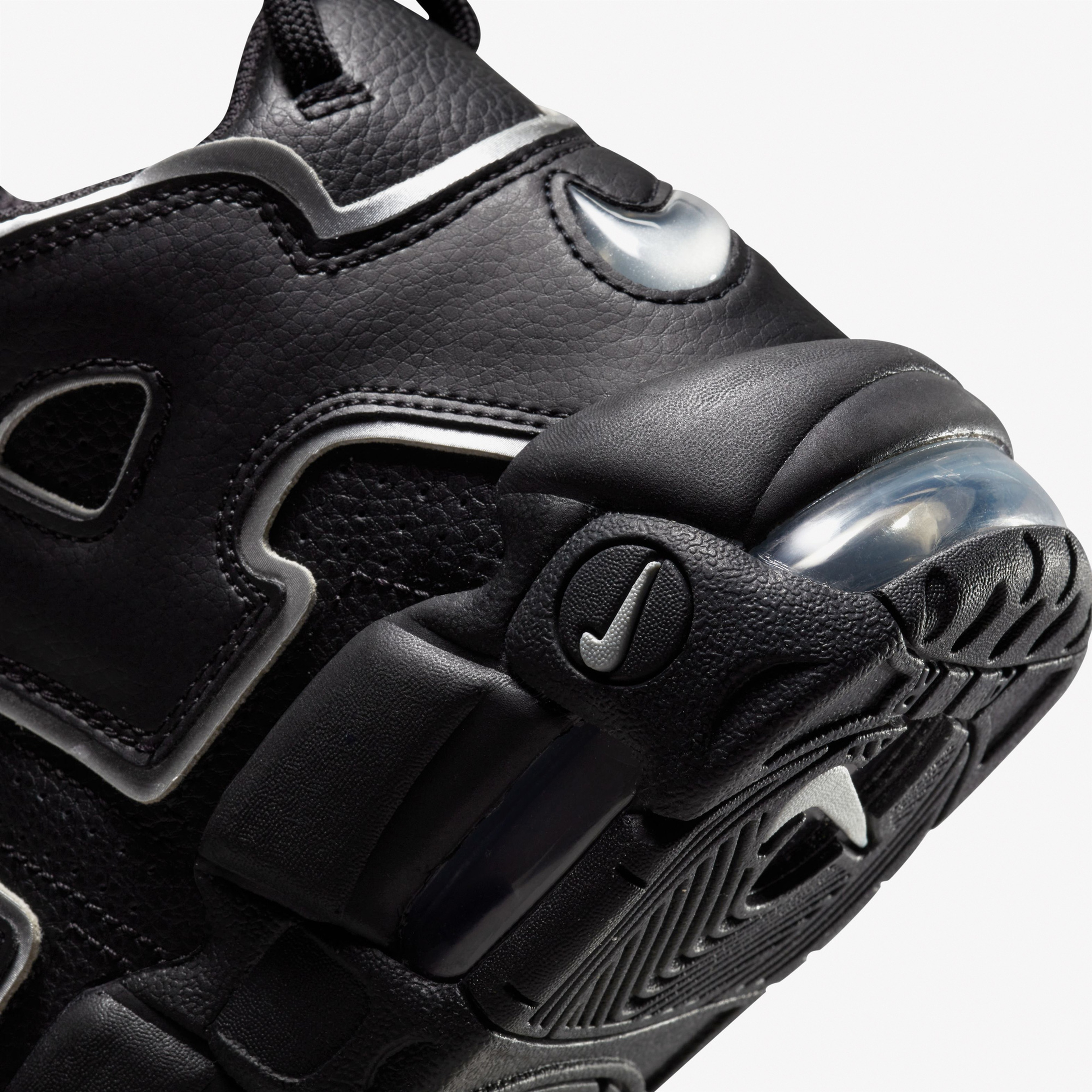 Nike Uptempo '96 Kadın Siyah Spor Ayakkabı