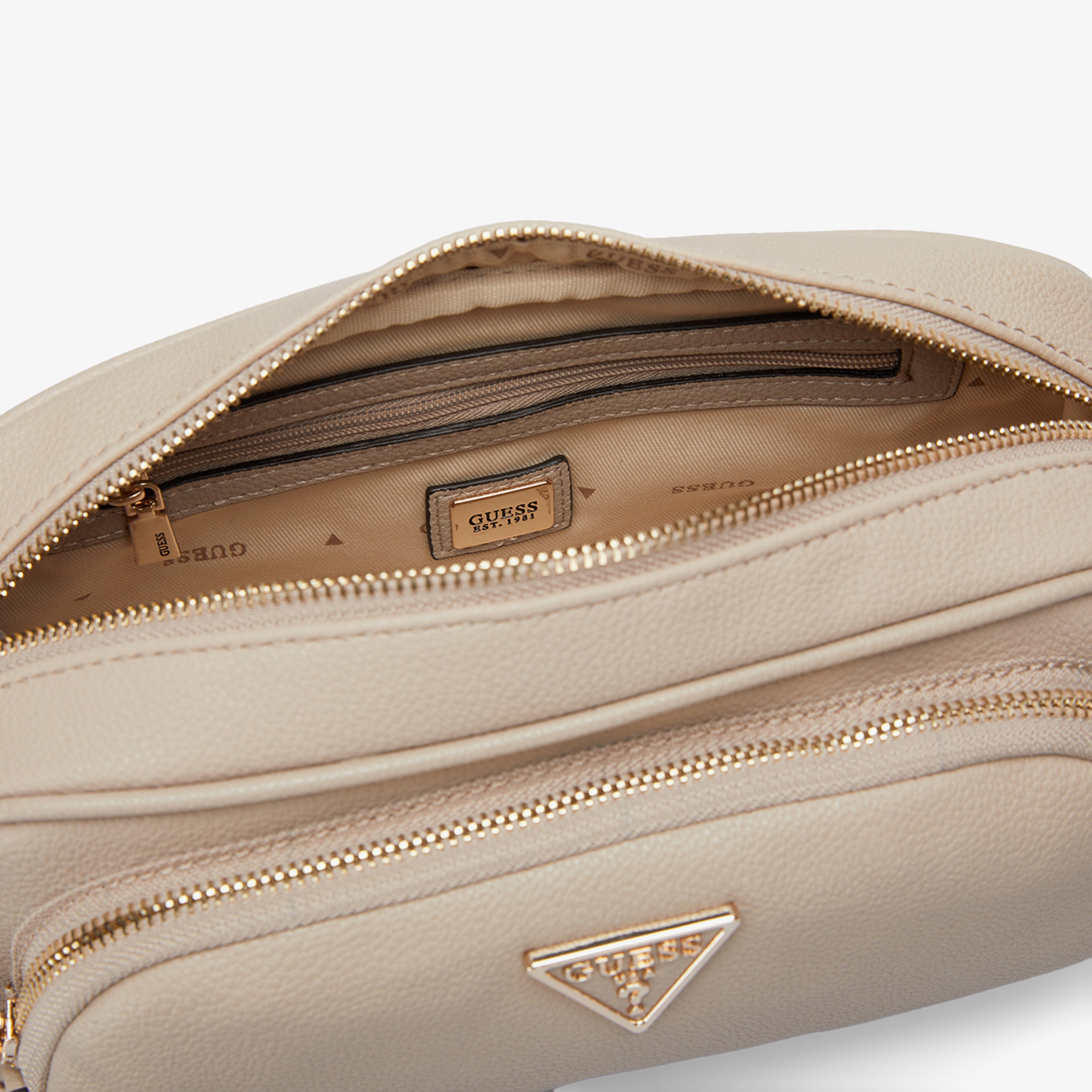 Guess Power Play Tech Tote Canal Crossbody Top Zip Kadın Kahverengi Çapraz Askılı Çanta