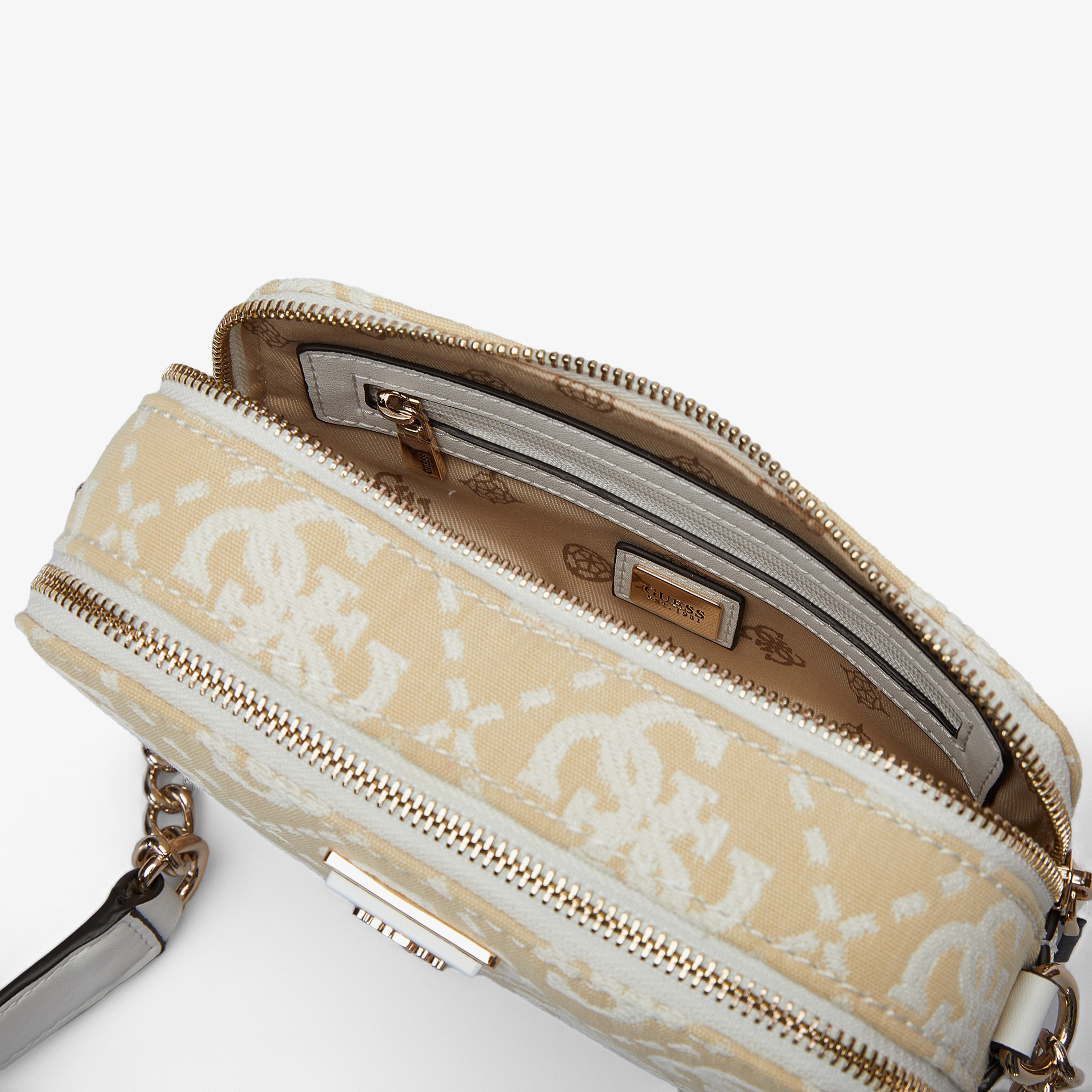 Guess Ruma Camera 39140 Kadın Beyaz Çapraz Askılı Çanta