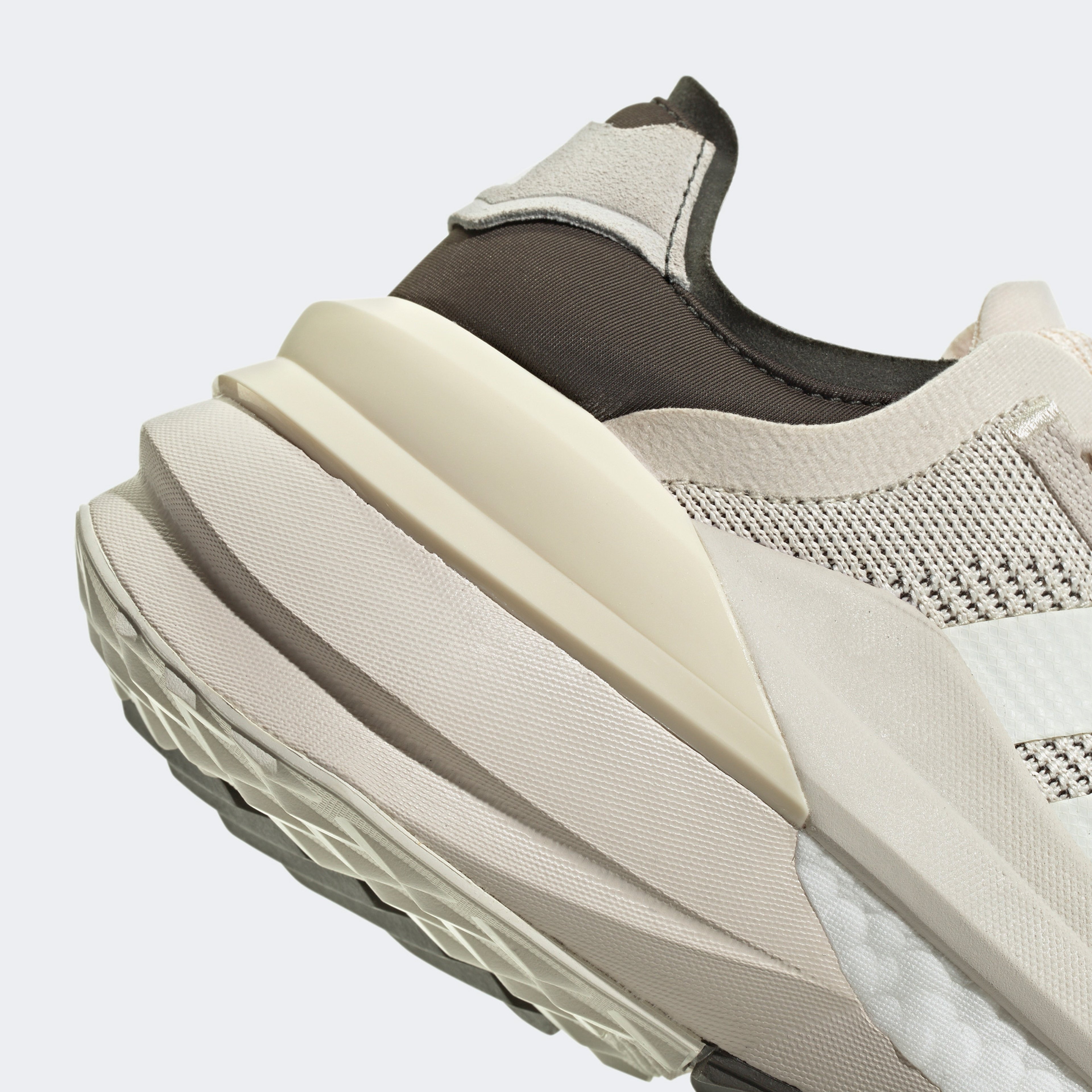 adidas Avryn_X Kadın Beyaz Sneaker