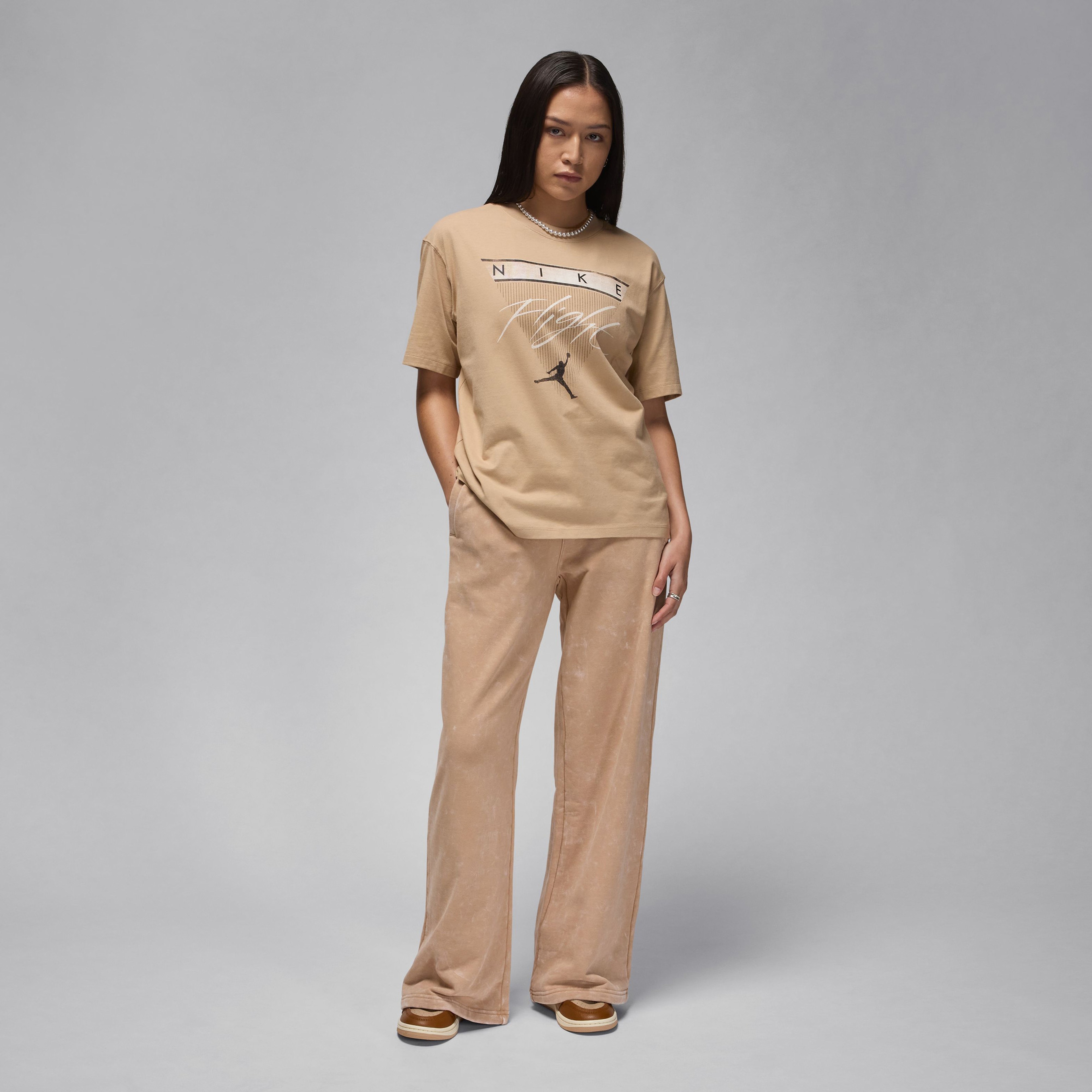 Jordan Flight Heritage Graphics Kadın Kahverengi T-Shirt