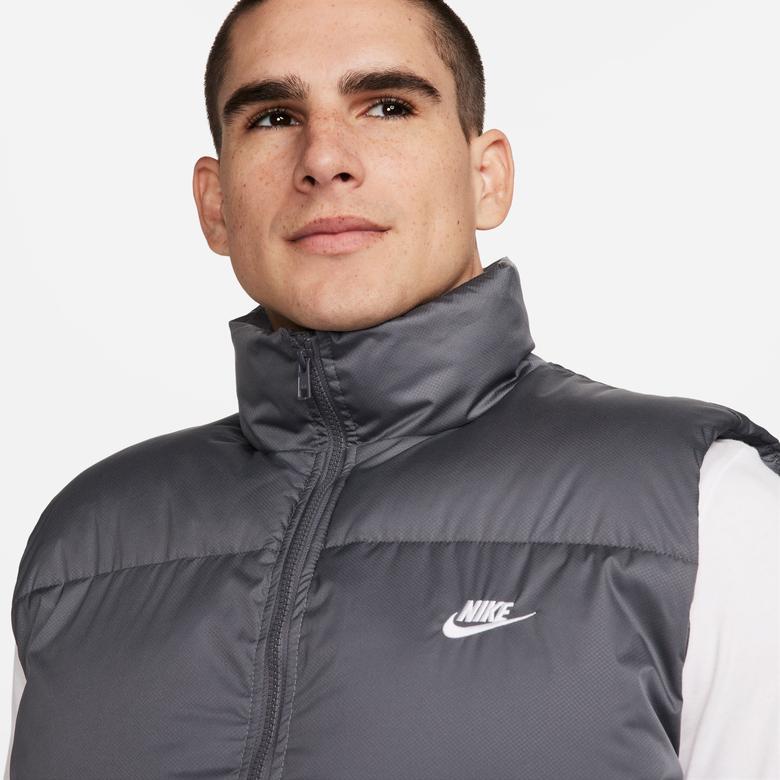Nike Club Puffer Erkek Gri Yelek