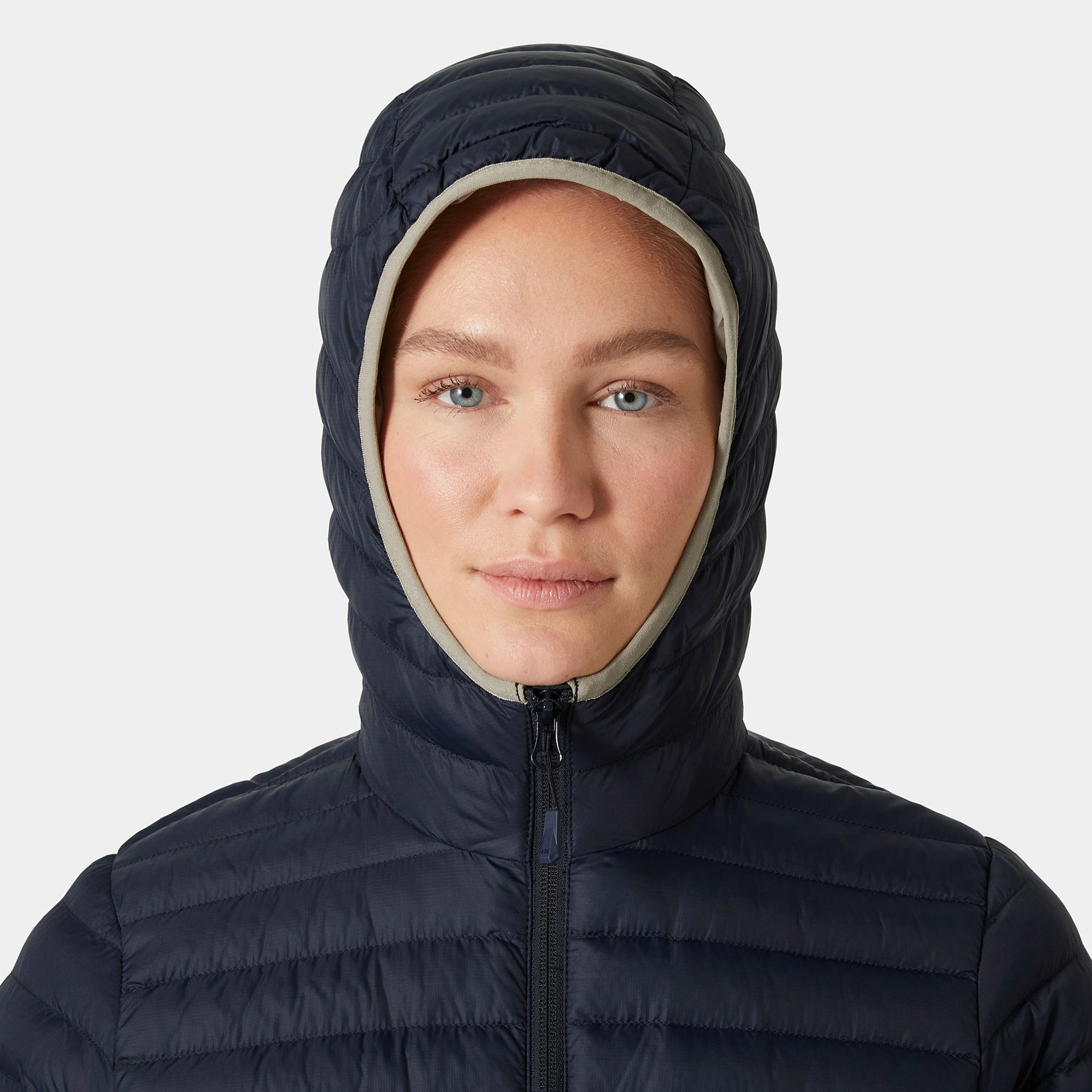 Helly Hansen Sirdal Hooded Insulator Kadın Lacivert Mont