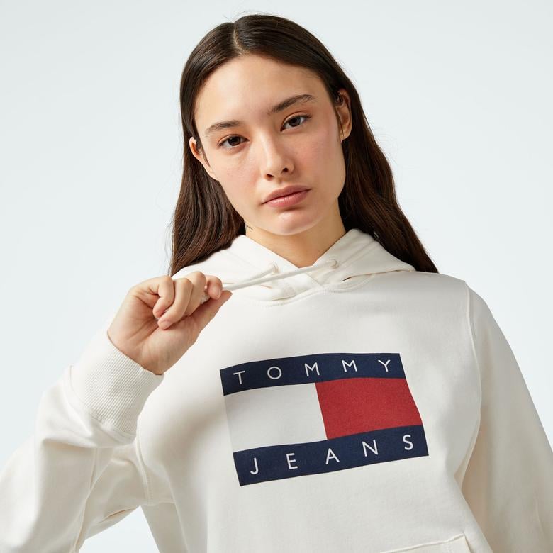 Tommy Jeans Kadın Beyaz Sweatshirt