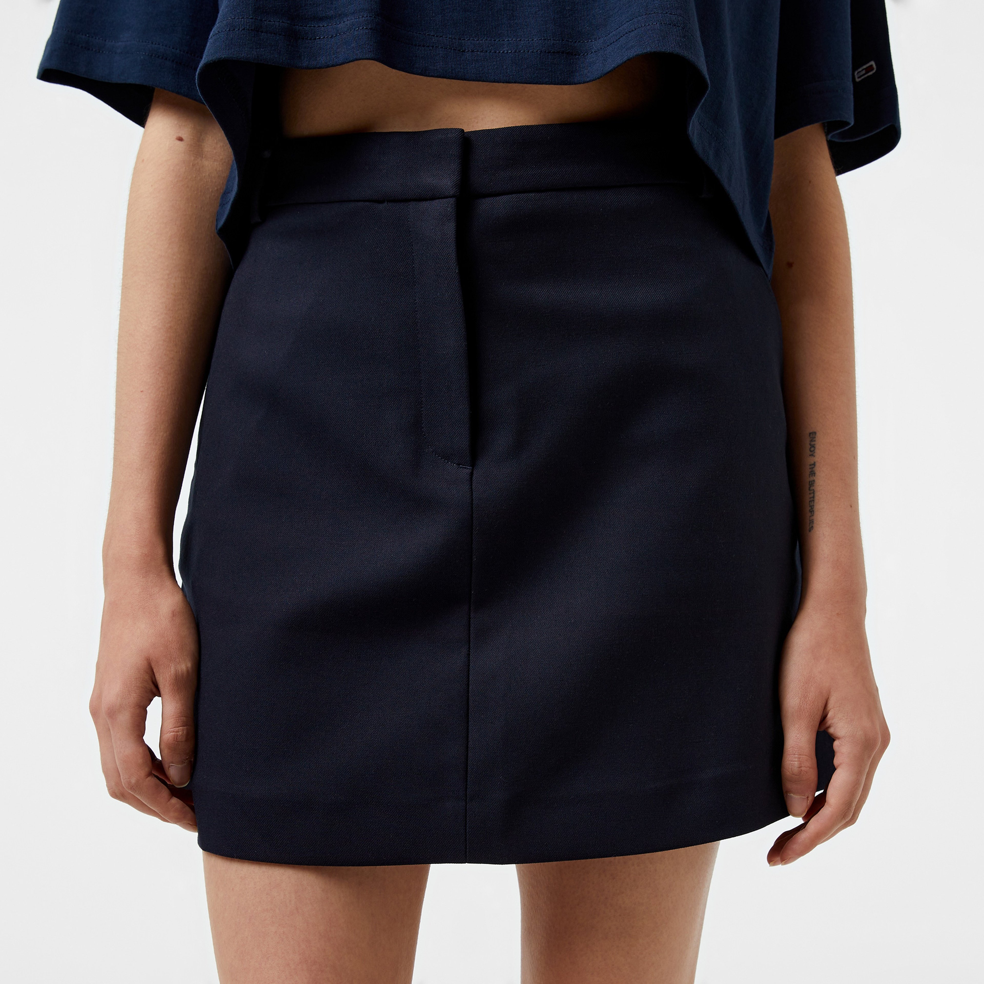 Tommy Hilfiger Core Straight Short Kadın Mavi Etek