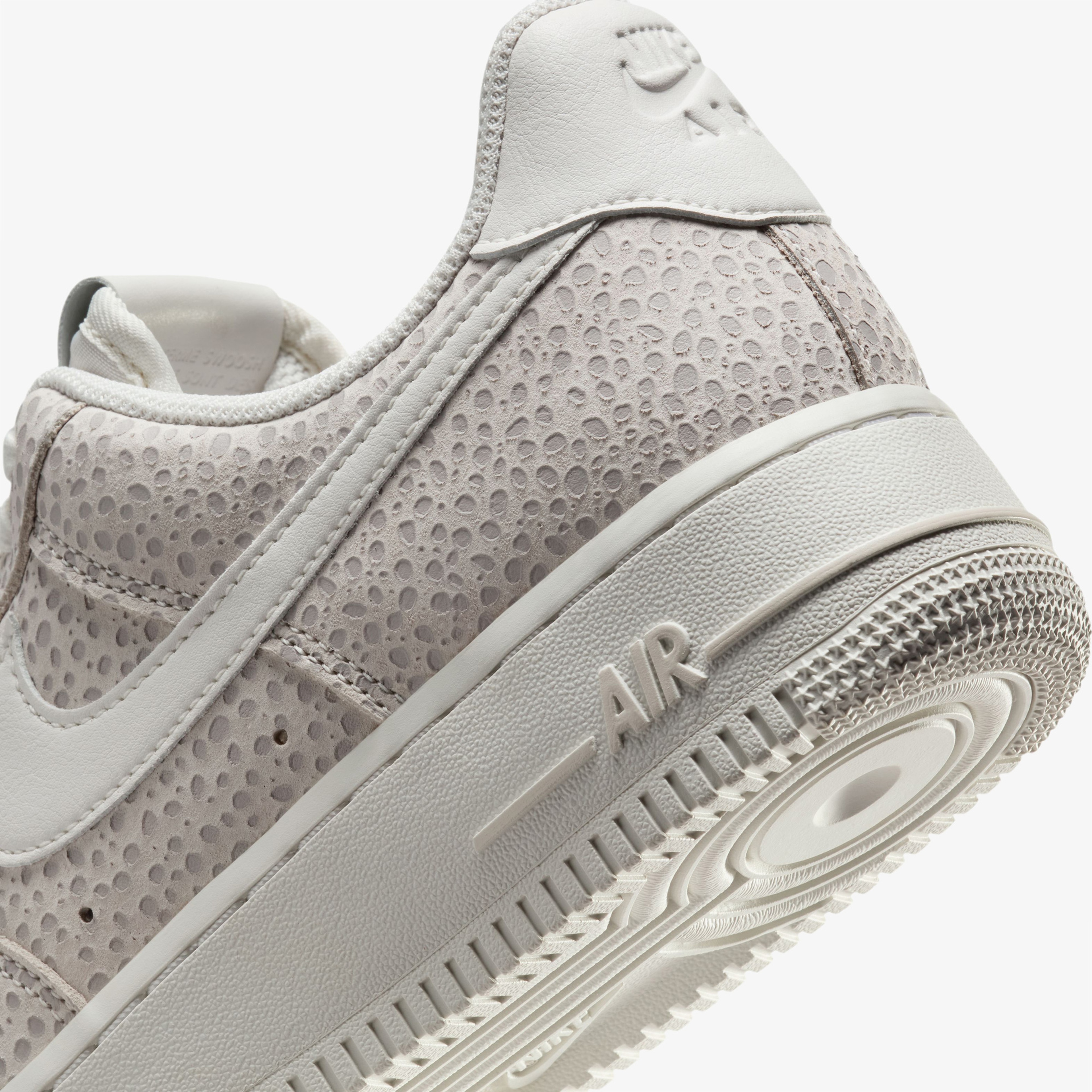 Nike Air Force 1 '07 Premium Kadın Bej Spor Ayakkabı